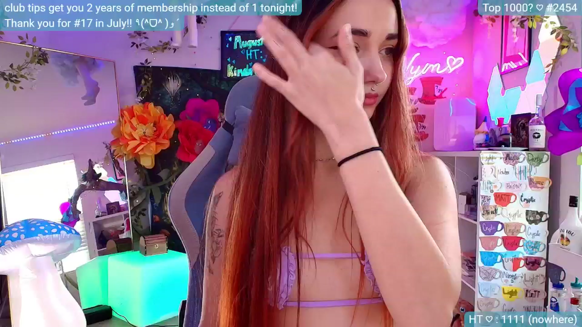 Gallery image thumbnail from hiiamtired's myfreecams stream on, 08/25/2024, 20:08 image 10 of 20