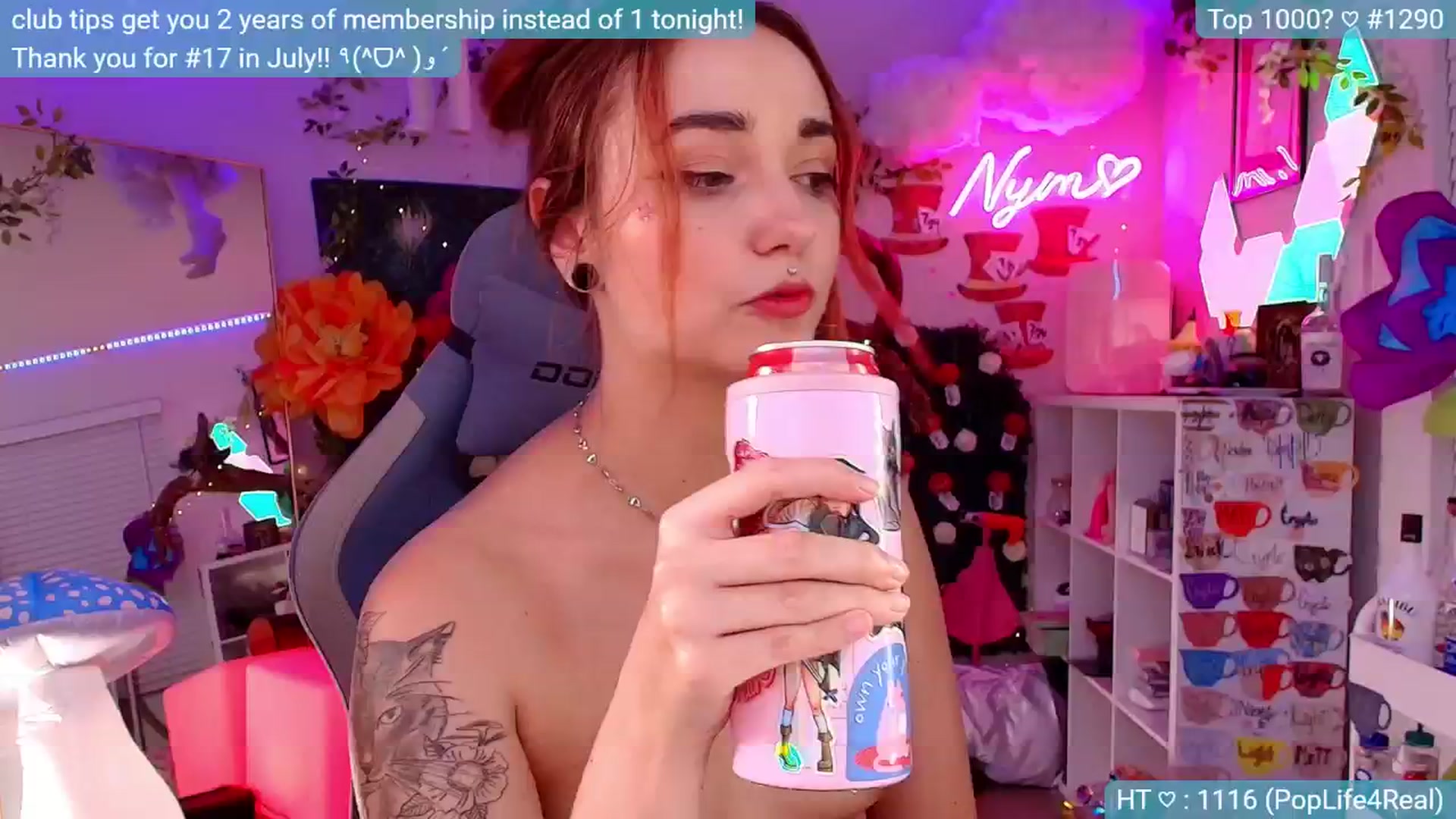 Gallery image thumbnail from hiiamtired's myfreecams stream on, 08/26/2024, 03:20 image 16 of 20