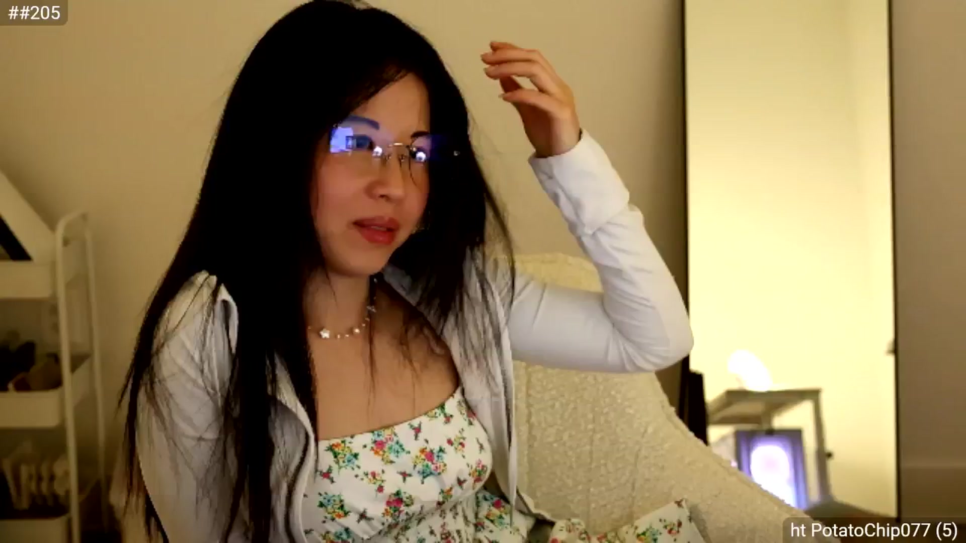 Gallery image thumbnail from hiigirlbye's myfreecams stream on, 05/01/2025, 03:32 image 13 of 20