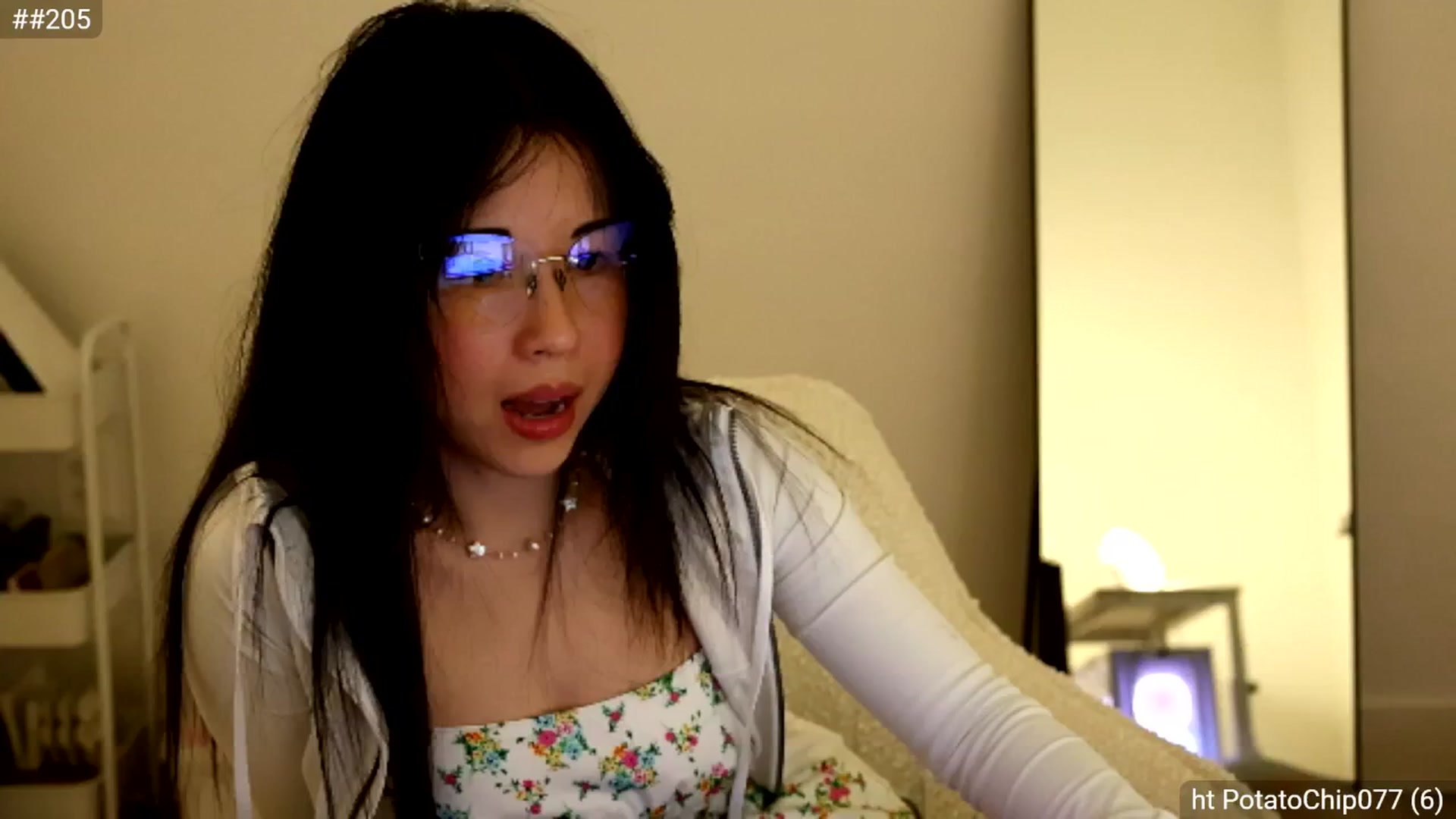 Gallery image thumbnail from hiigirlbye's myfreecams stream on, 05/01/2025, 03:32 image 14 of 20