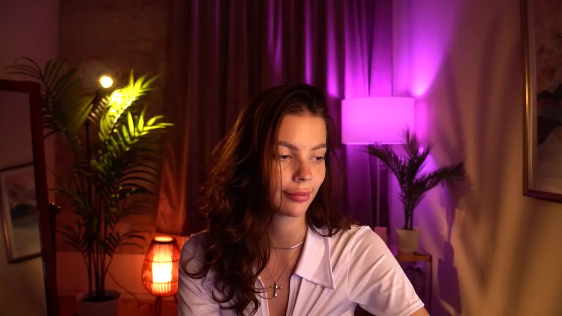 Gallery image thumbnail from hollydollly_'s myfreecams stream on, 05/26/2024, 18:58 image 13 of 20