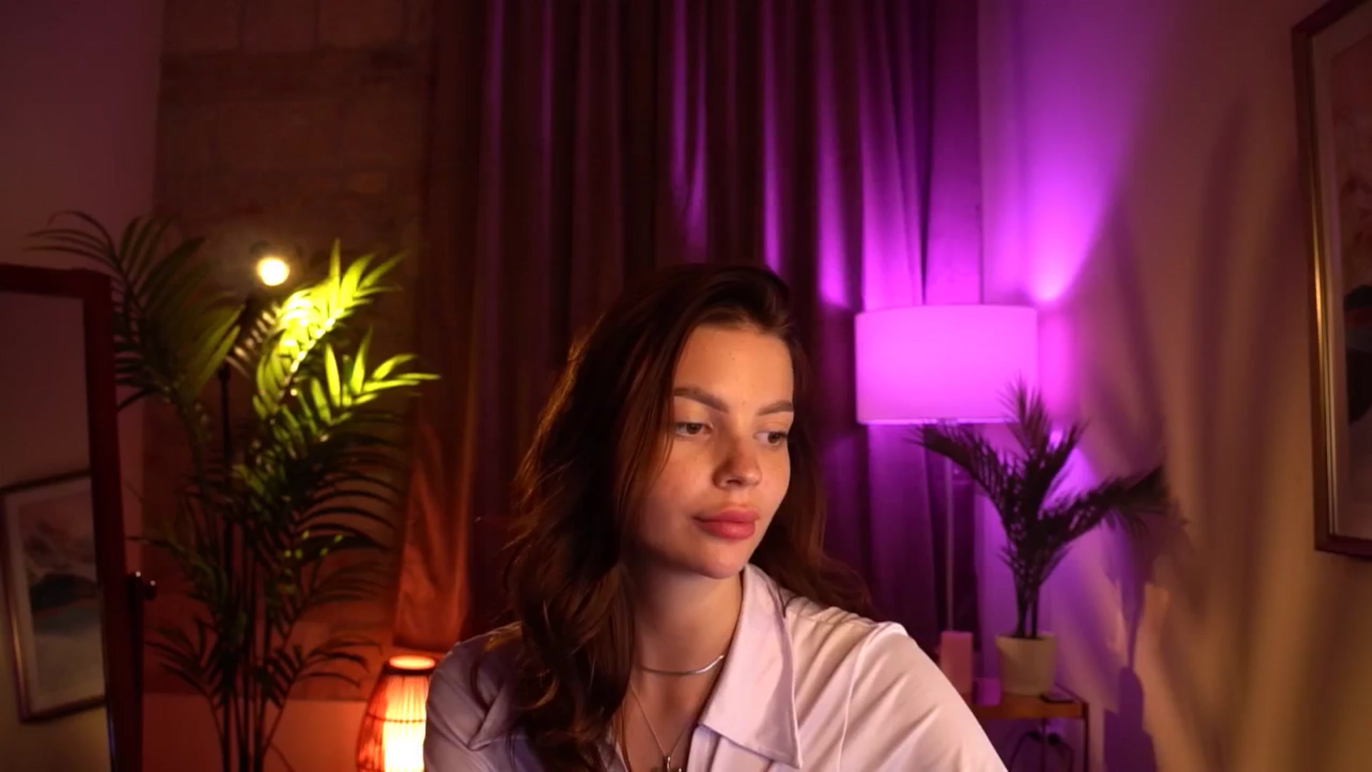 Gallery image thumbnail from hollydollly_'s myfreecams stream on, 05/26/2024, 18:58 image 1 of 20