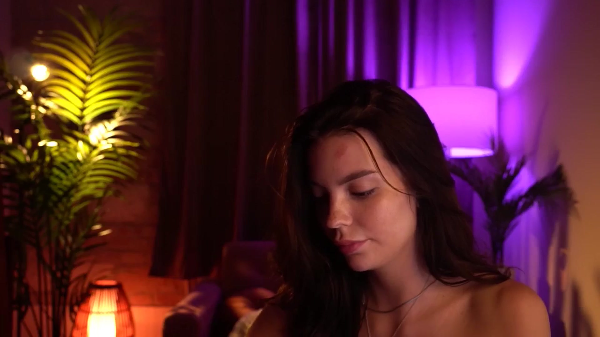 Gallery image thumbnail from hollydollly_'s myfreecams stream on, 07/02/2024, 21:21 image 17 of 20