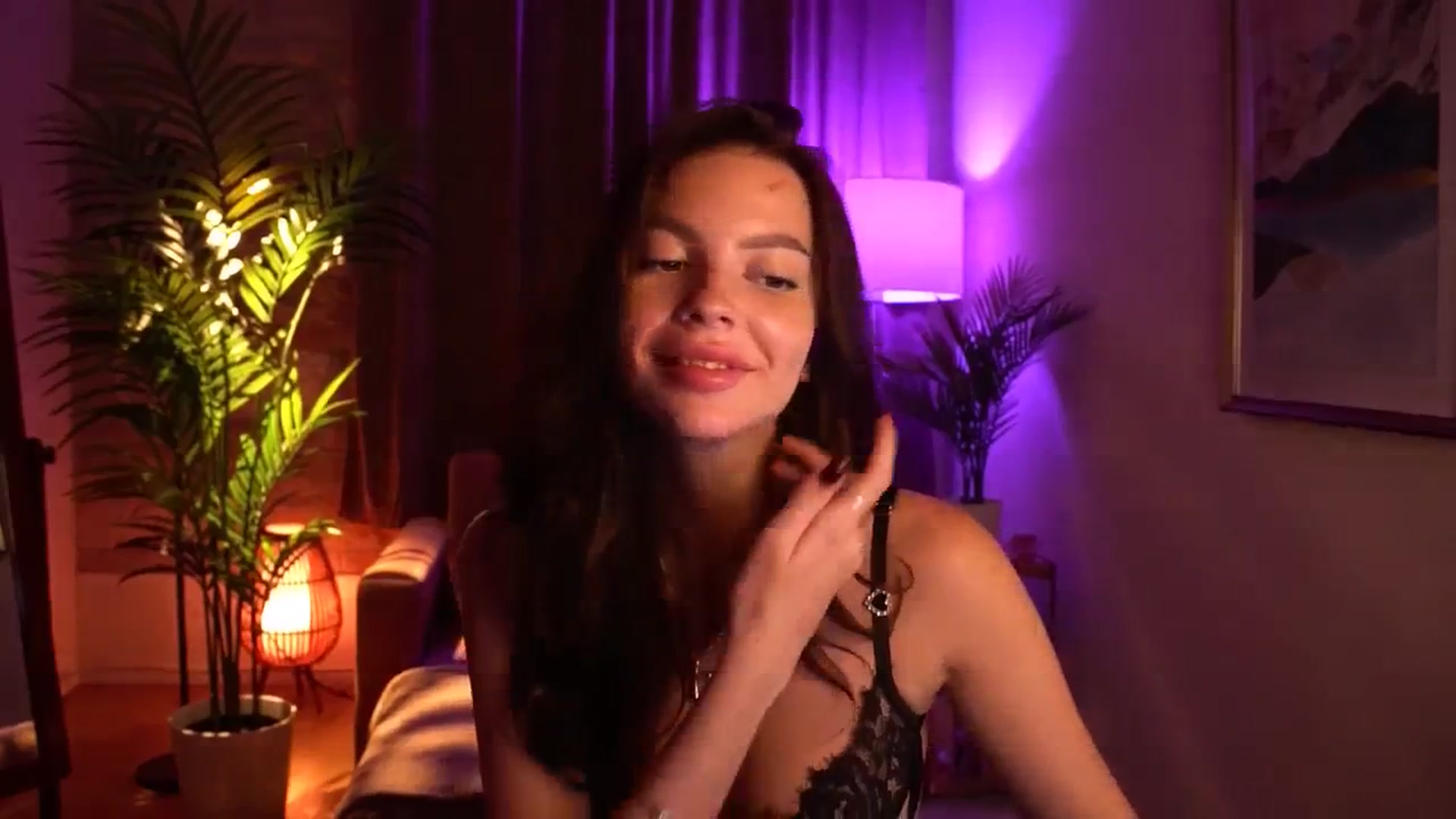 Gallery image thumbnail from hollydollly_'s myfreecams stream on, 07/06/2024, 13:42 image 10 of 20