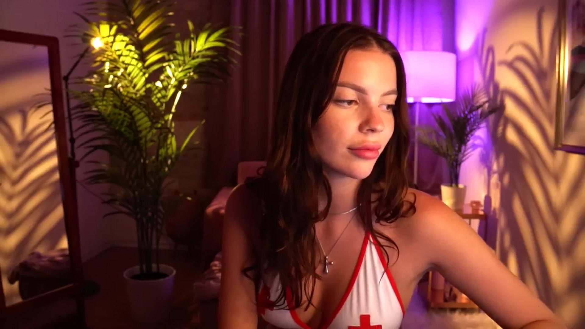 Gallery image thumbnail from hollydollly_'s myfreecams stream on, 07/09/2024, 21:43 image 13 of 20
