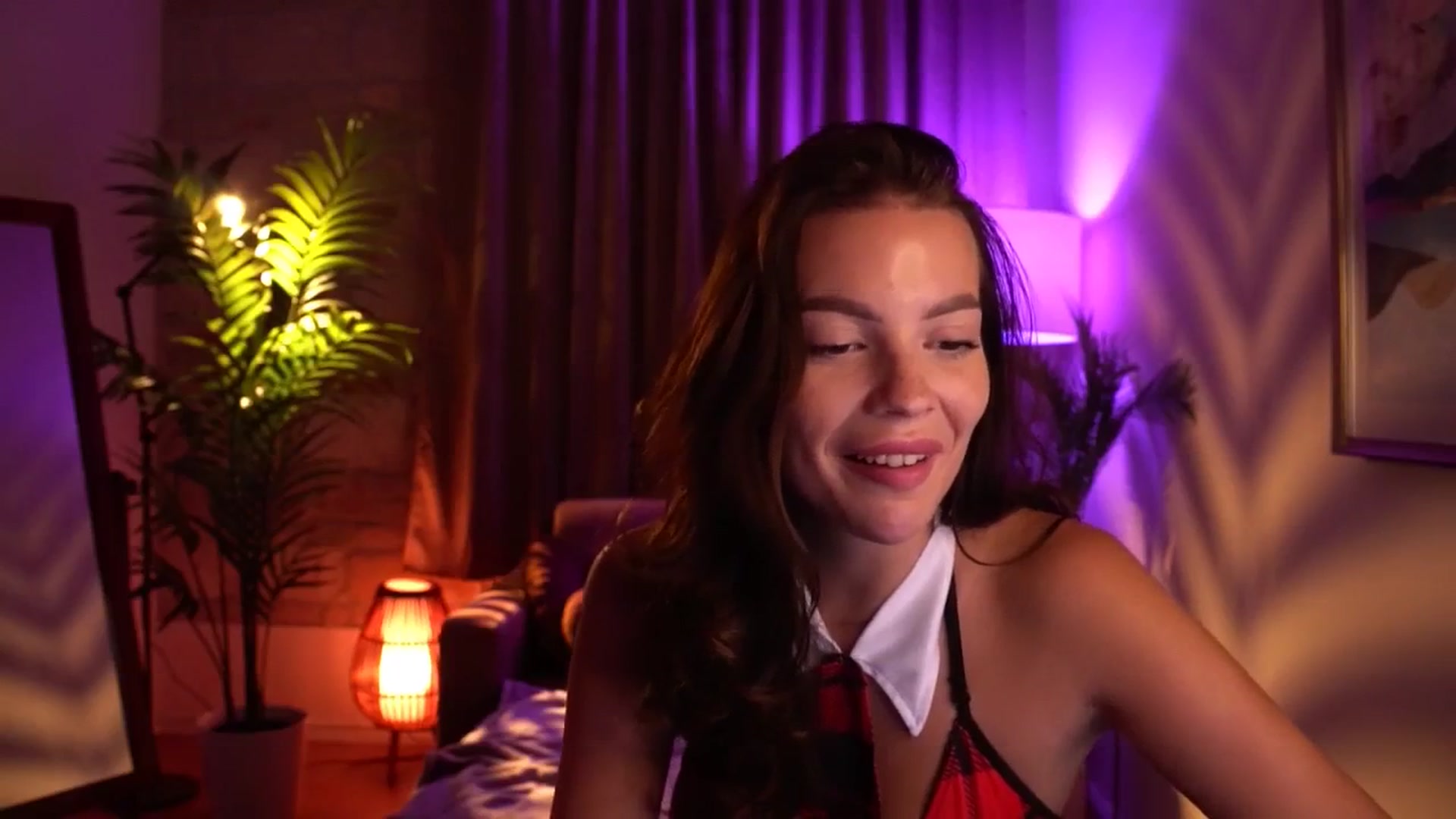 Gallery image thumbnail from hollydollly_'s myfreecams stream on, 08/03/2024, 20:51 image 4 of 20