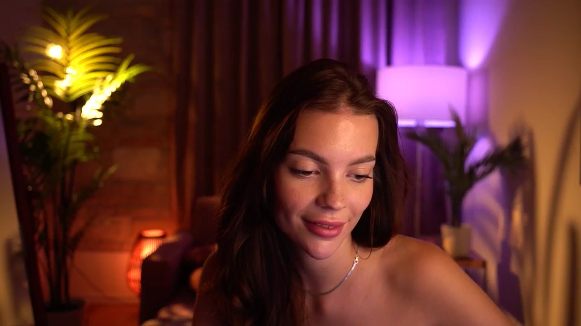 Gallery image thumbnail from hollydollly_'s myfreecams stream on, 09/01/2024, 21:44 image 14 of 20