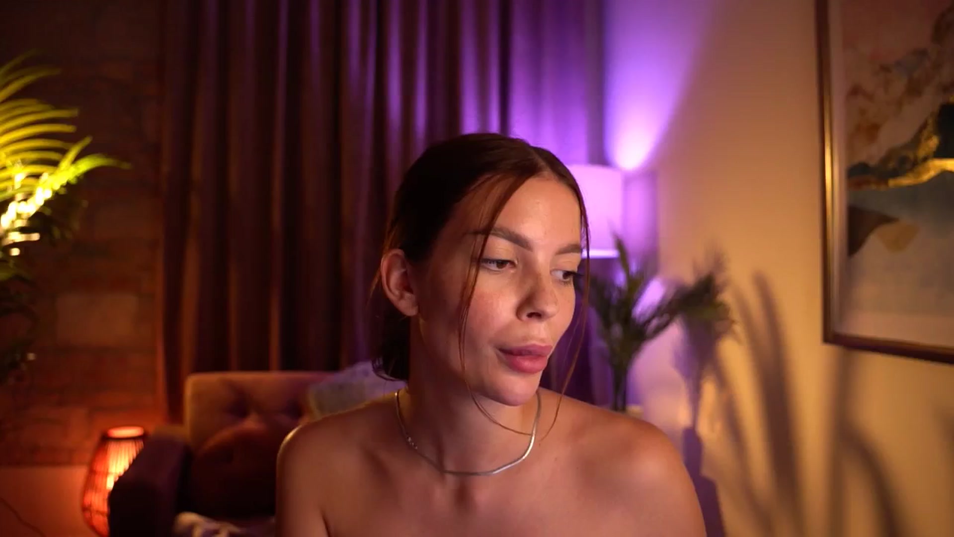 Gallery image thumbnail from hollydollly_'s myfreecams stream on, 09/03/2024, 21:57 image 14 of 20