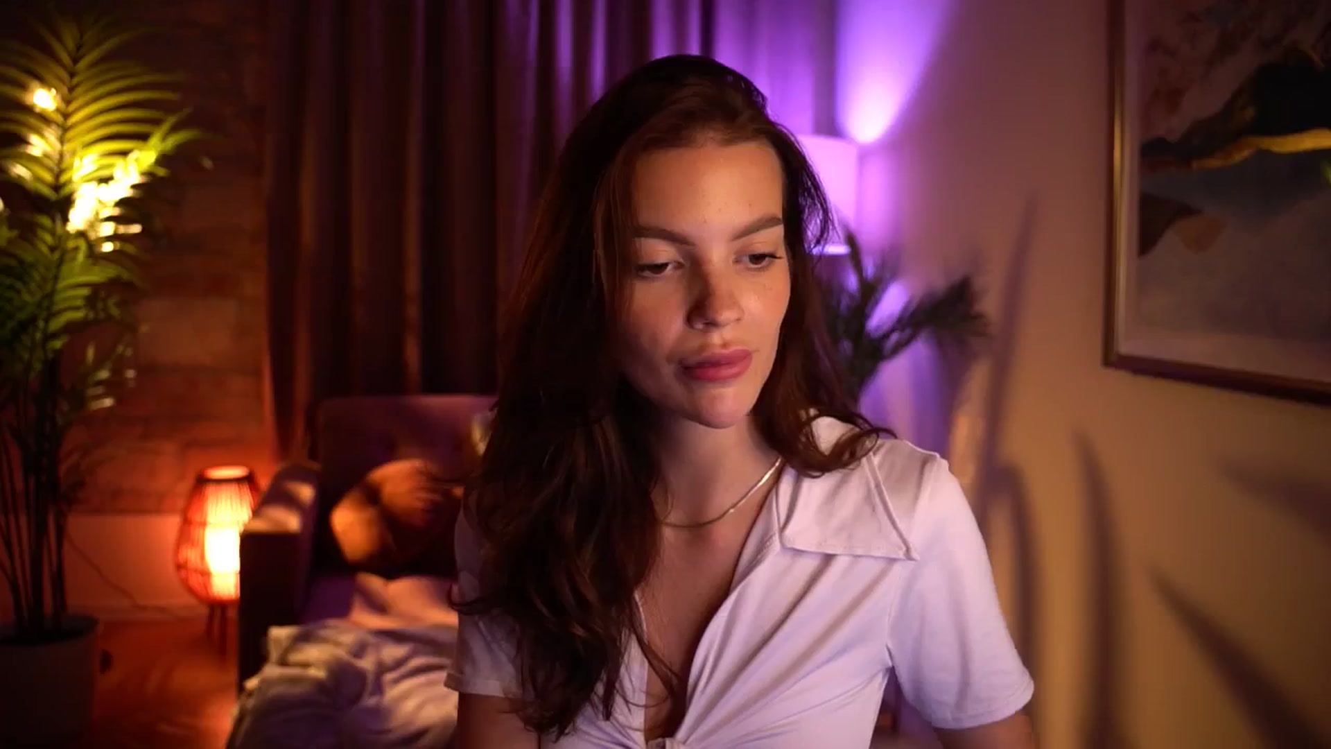 Gallery image thumbnail from hollydollly_'s myfreecams stream on, 09/04/2024, 21:41 image 8 of 20
