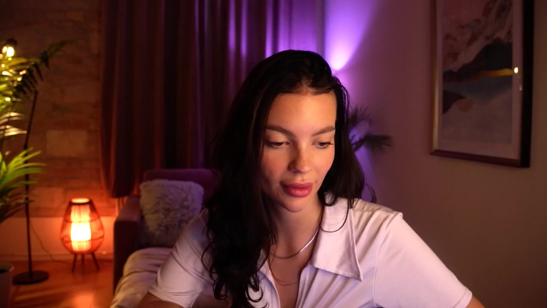 Gallery image thumbnail from hollydollly_'s myfreecams stream on, 09/14/2024, 14:59 image 10 of 20