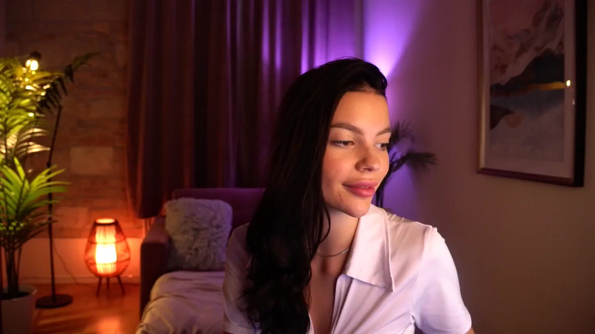 Gallery image thumbnail from hollydollly_'s myfreecams stream on, 09/14/2024, 14:59 image 7 of 20