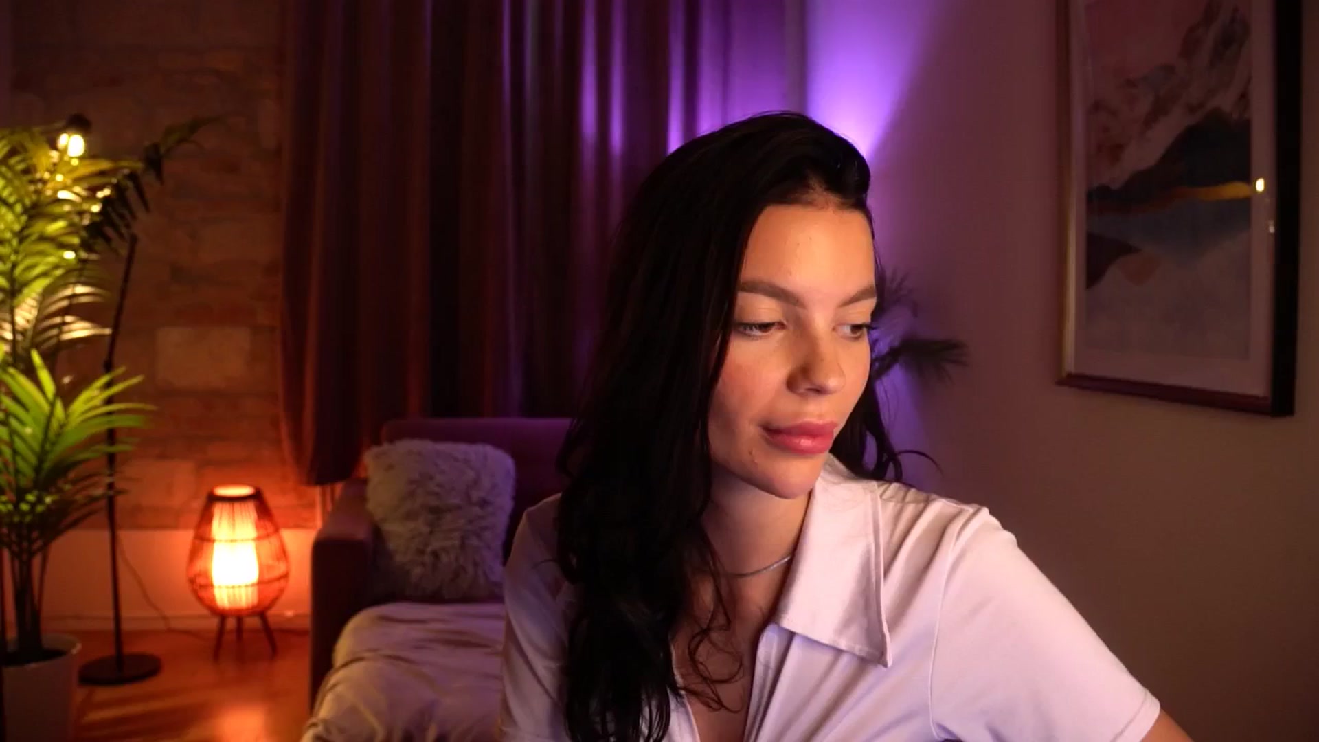 Gallery image thumbnail from hollydollly_'s myfreecams stream on, 09/14/2024, 14:59 image 6 of 20