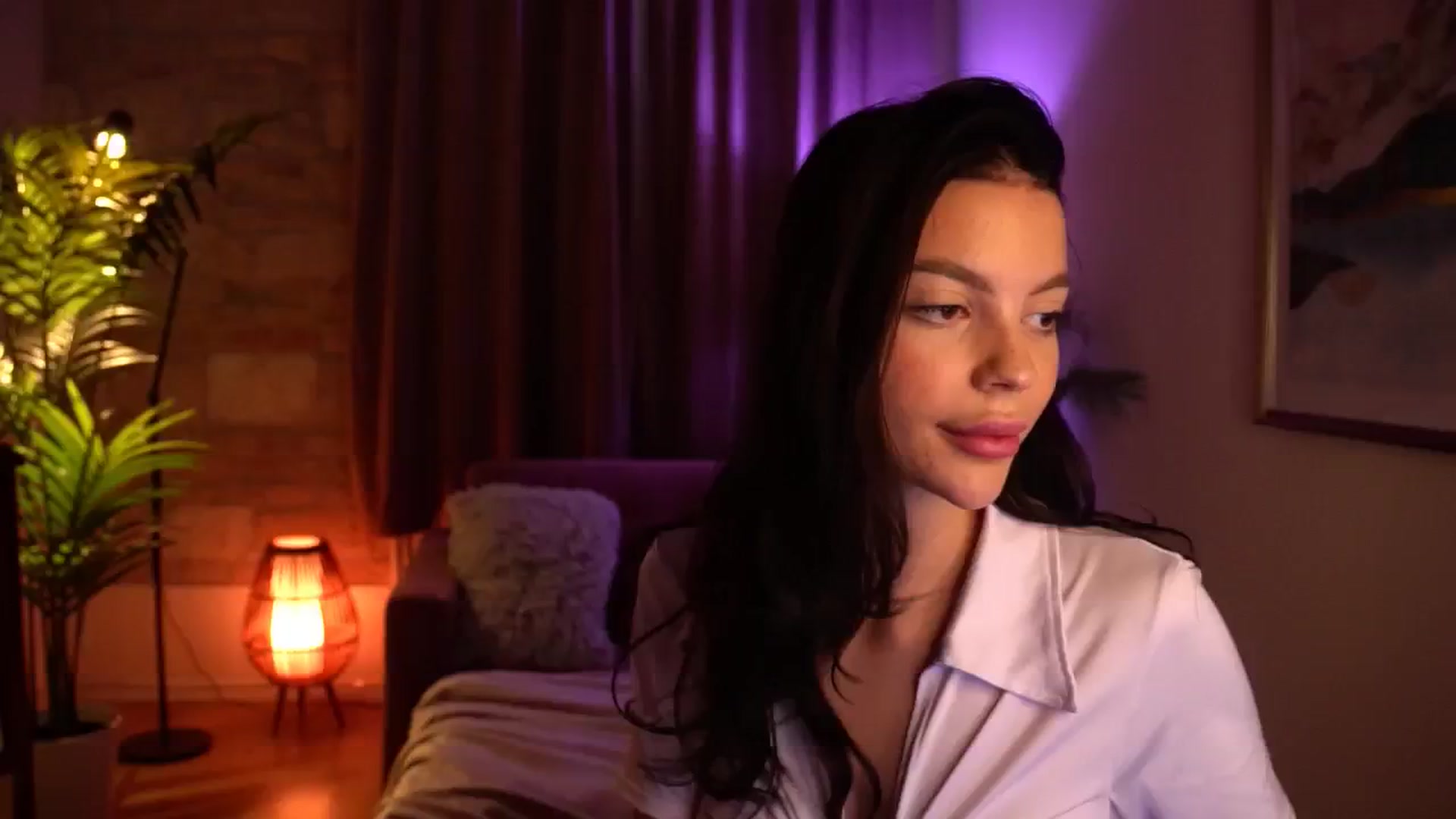 Gallery image thumbnail from hollydollly_'s myfreecams stream on, 09/14/2024, 14:59 image 1 of 20