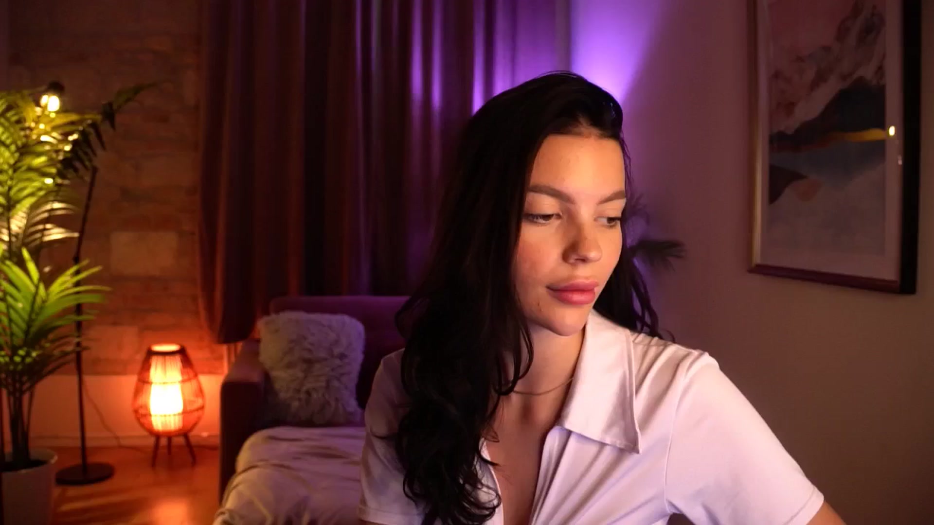 Gallery image thumbnail from hollydollly_'s myfreecams stream on, 09/14/2024, 14:59 image 5 of 20