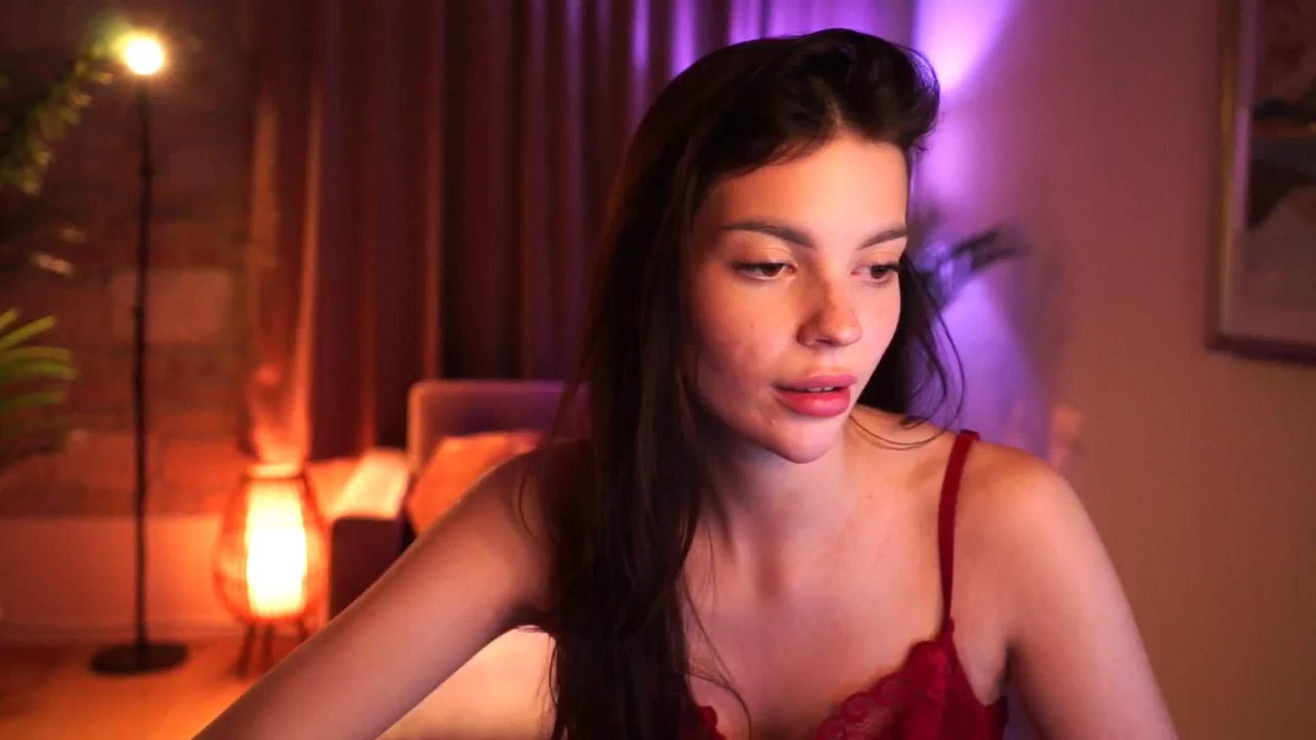 Gallery image thumbnail from hollydollly_'s myfreecams stream on, 02/09/2025, 19:28 image 2 of 20