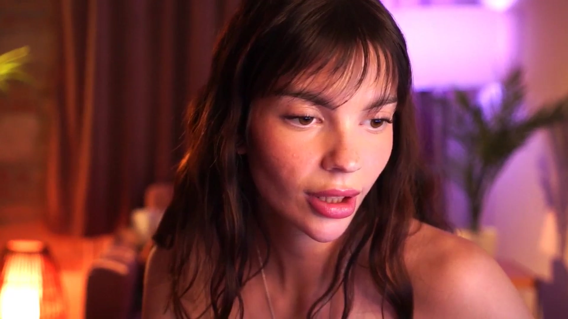 Gallery image thumbnail from hollydollly_'s myfreecams stream on, 03/16/2025, 20:52 image 13 of 20