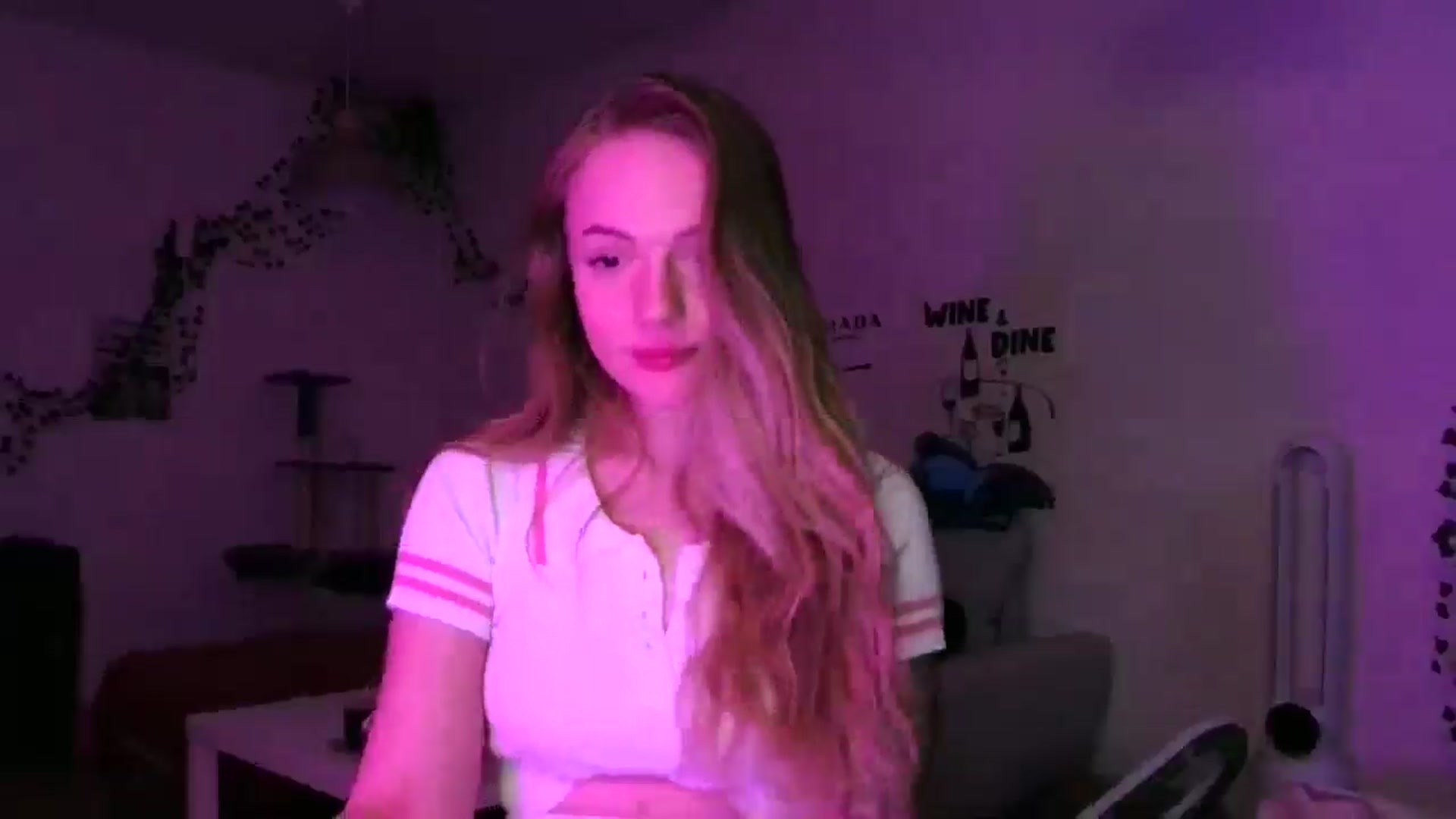 Gallery image thumbnail from hollyjolly's myfreecams stream on, 02/13/2025, 16:08 image 14 of 20
