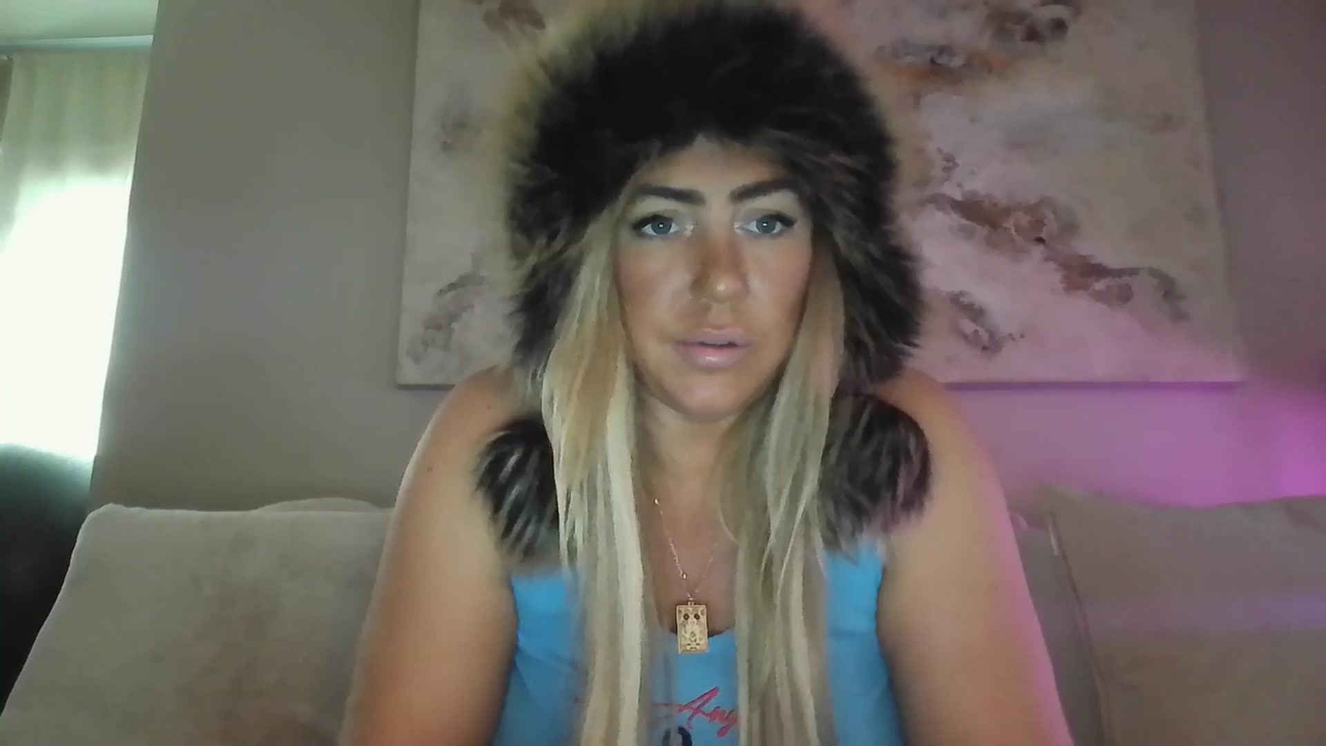 Gallery image thumbnail from hollywoodhot1's myfreecams stream on, 11/22/2024, 17:37 image 18 of 20