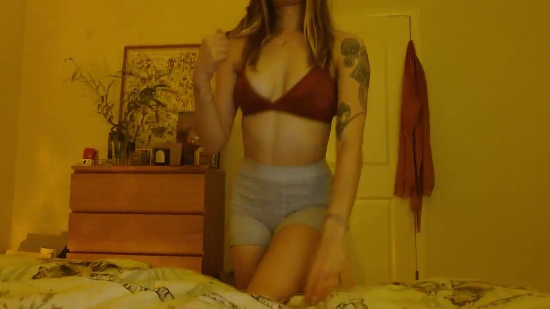 Gallery image thumbnail from honey28's myfreecams stream on, 01/11/2024, 06:23 image 14 of 20