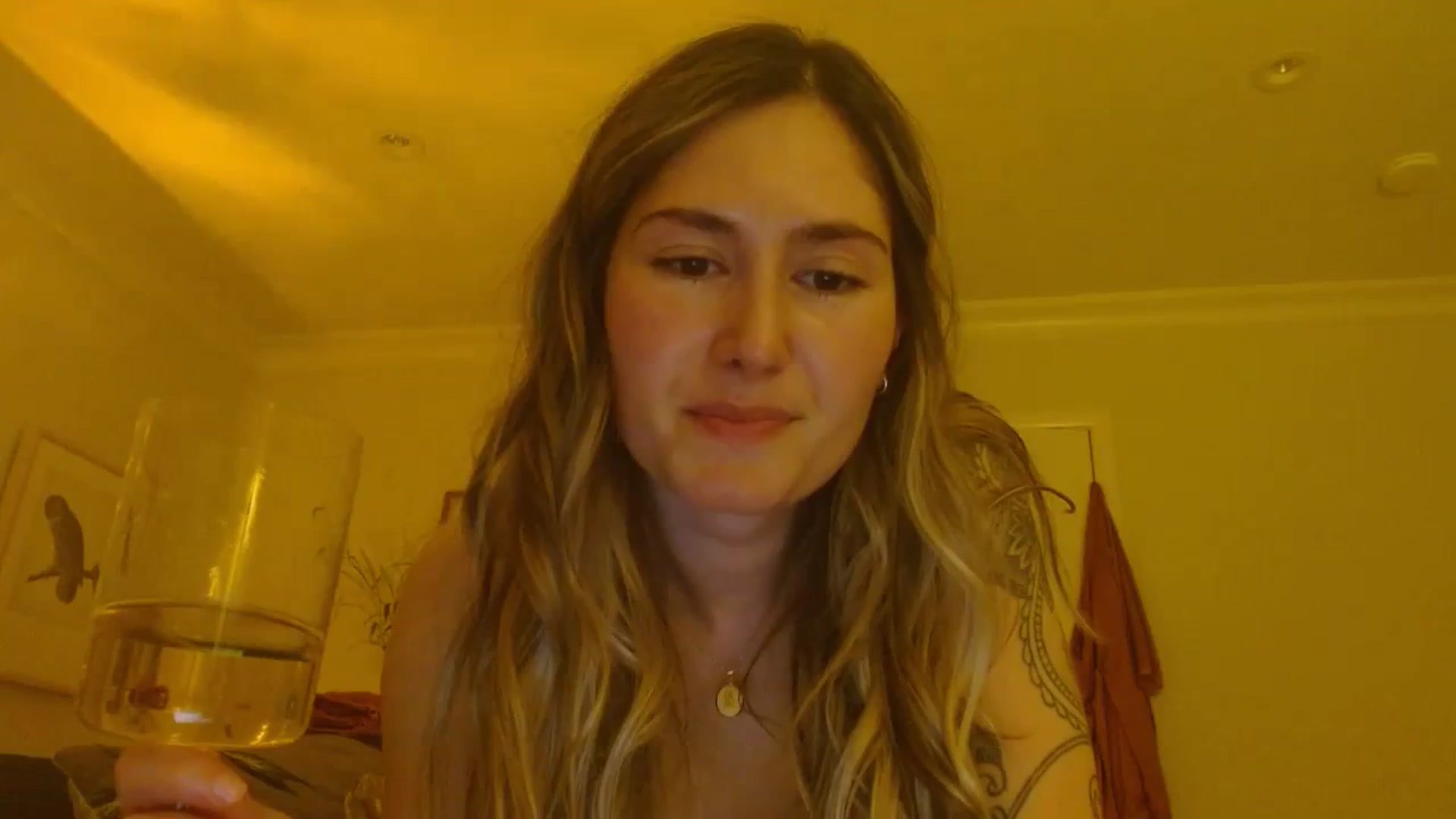 Gallery image thumbnail from honey28's myfreecams stream on, 02/09/2024, 06:35 image 1 of 20