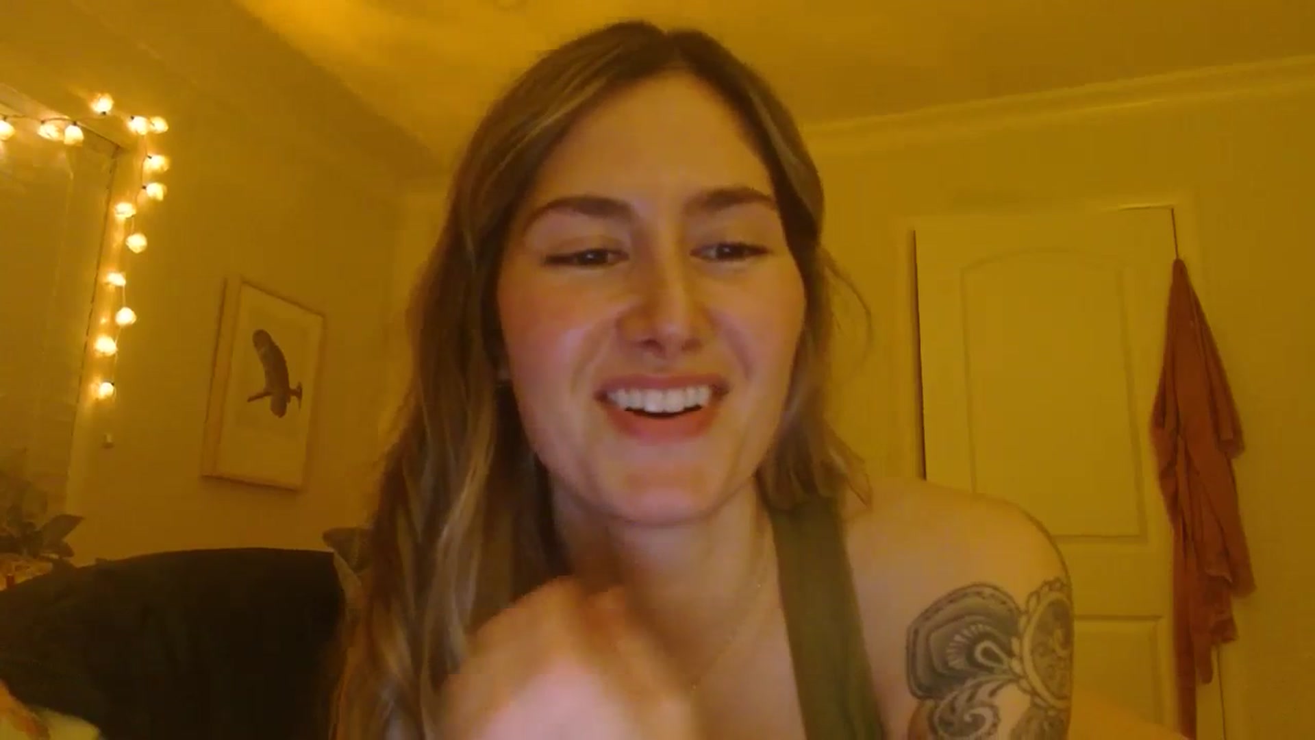 Gallery image thumbnail from honey28's myfreecams stream on, 02/09/2024, 06:35 image 4 of 20