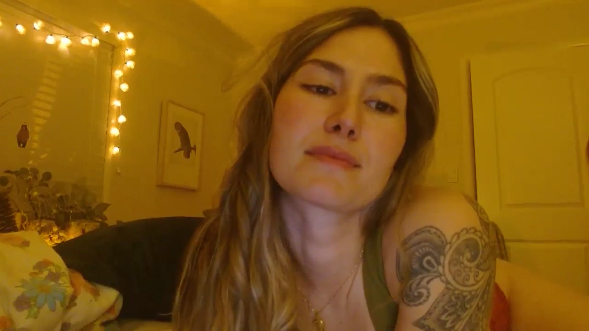 Gallery image thumbnail from honey28's myfreecams stream on, 02/09/2024, 06:35 image 5 of 20