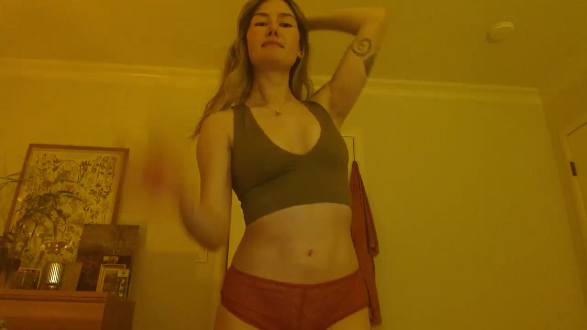 Gallery image thumbnail from honey28's myfreecams stream on, 02/09/2024, 06:35 image 10 of 20