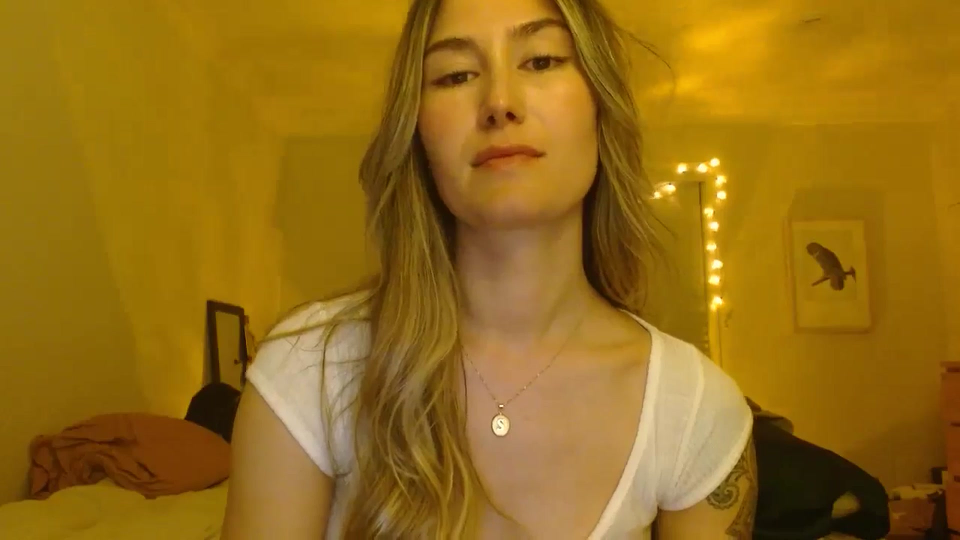Gallery image thumbnail from honey28's myfreecams stream on, 05/15/2024, 05:45 image 2 of 20