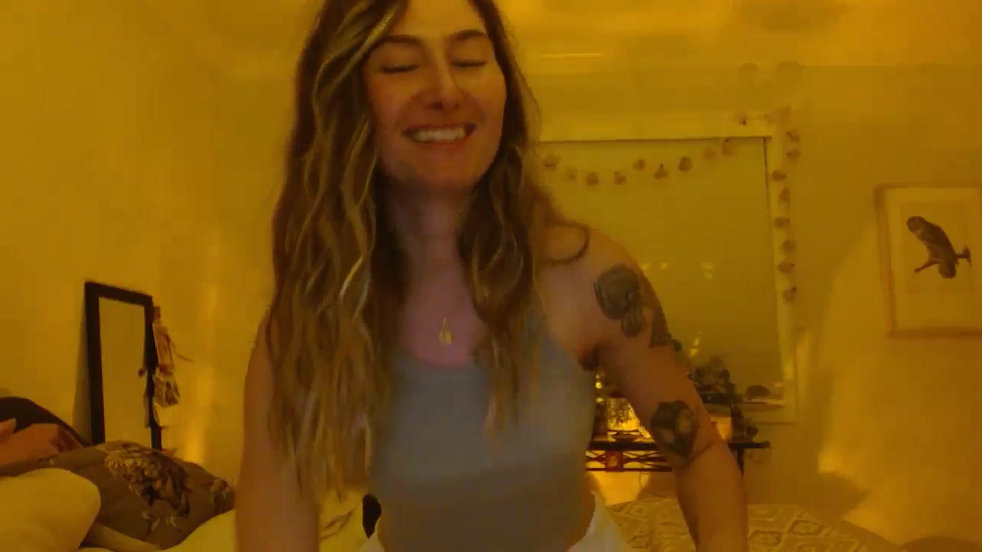 Gallery image thumbnail from honey28's myfreecams stream on, 05/30/2024, 05:28 image 7 of 20