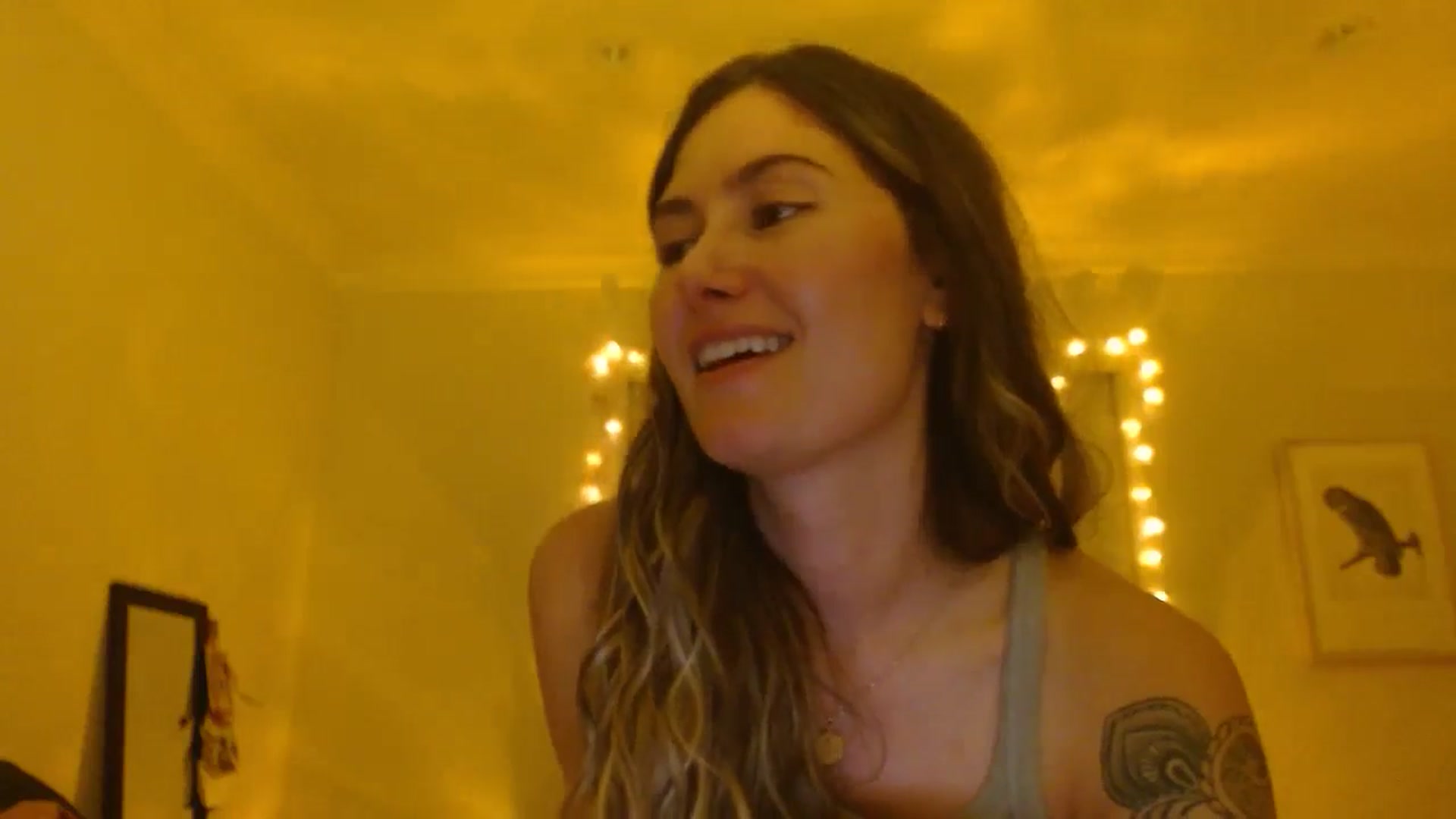 Gallery image thumbnail from honey28's myfreecams stream on, 05/30/2024, 05:28 image 19 of 20