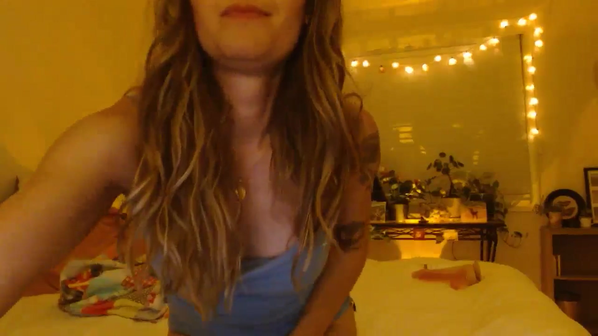 Gallery image thumbnail from honey28's myfreecams stream on, 09/05/2024, 05:03 image 2 of 20