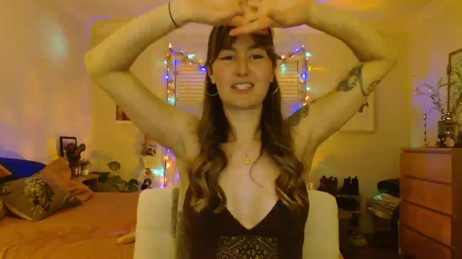 Gallery image thumbnail from honey28's myfreecams stream on, 01/05/2025, 05:16 image 18 of 20
