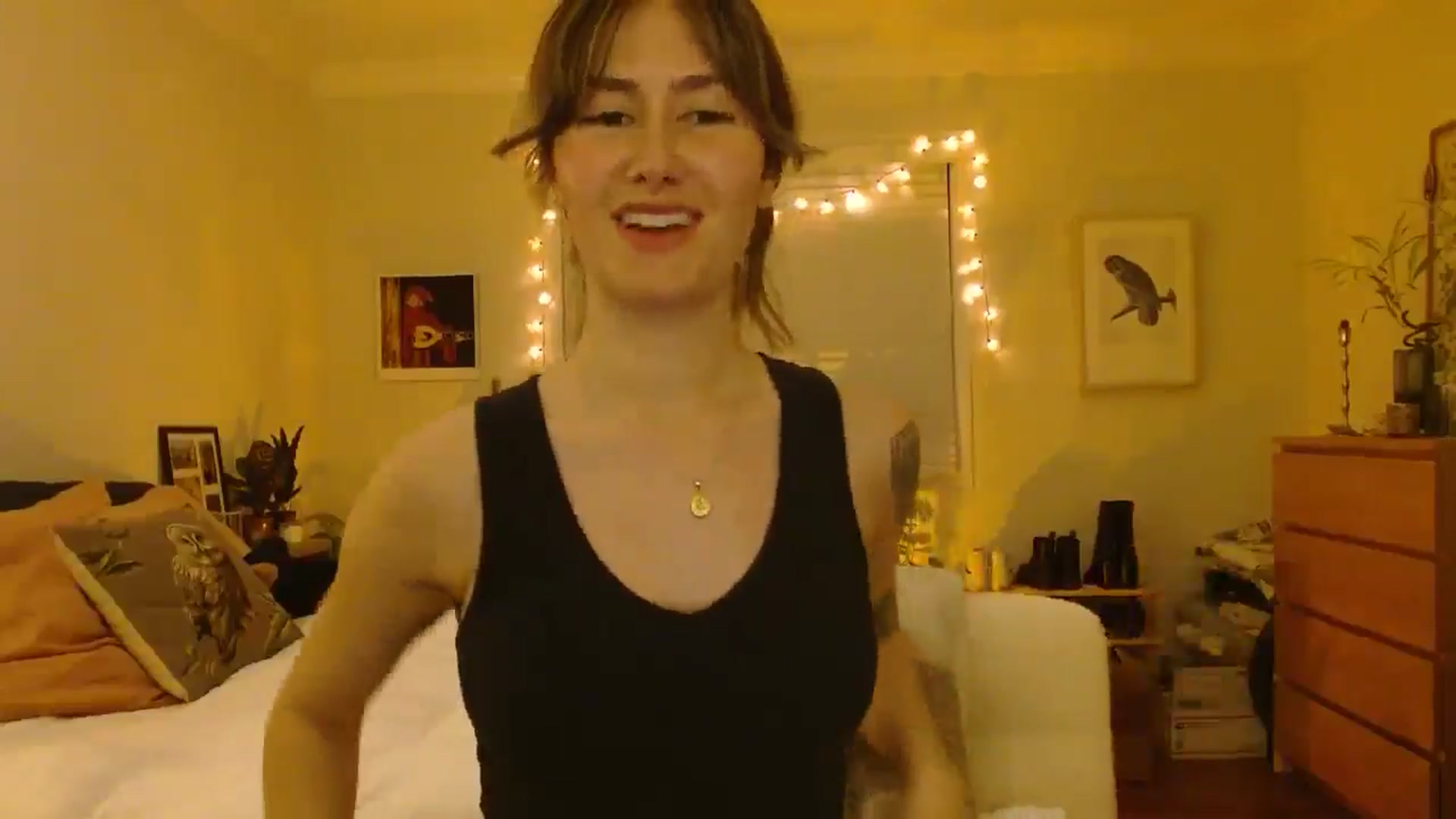 Gallery image thumbnail from honey28's myfreecams stream on, 02/25/2025, 05:43 image 7 of 20