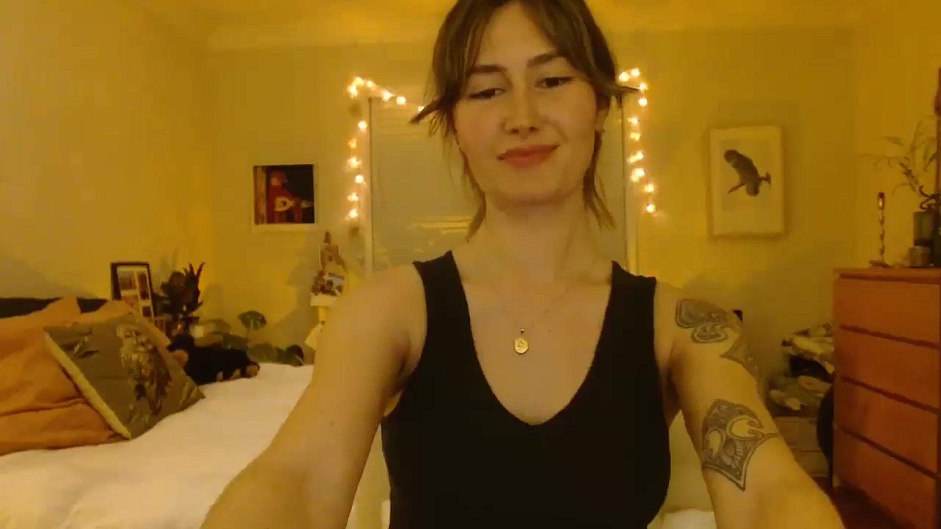 Gallery image thumbnail from honey28's myfreecams stream on, 02/25/2025, 05:43 image 12 of 20