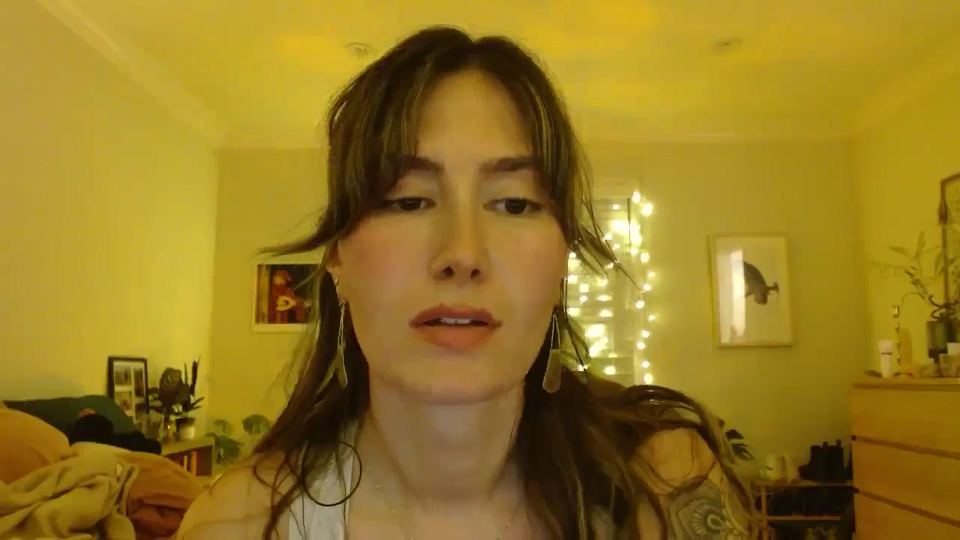 Gallery image thumbnail from honey28's myfreecams stream on, 03/15/2025, 05:11 image 6 of 20