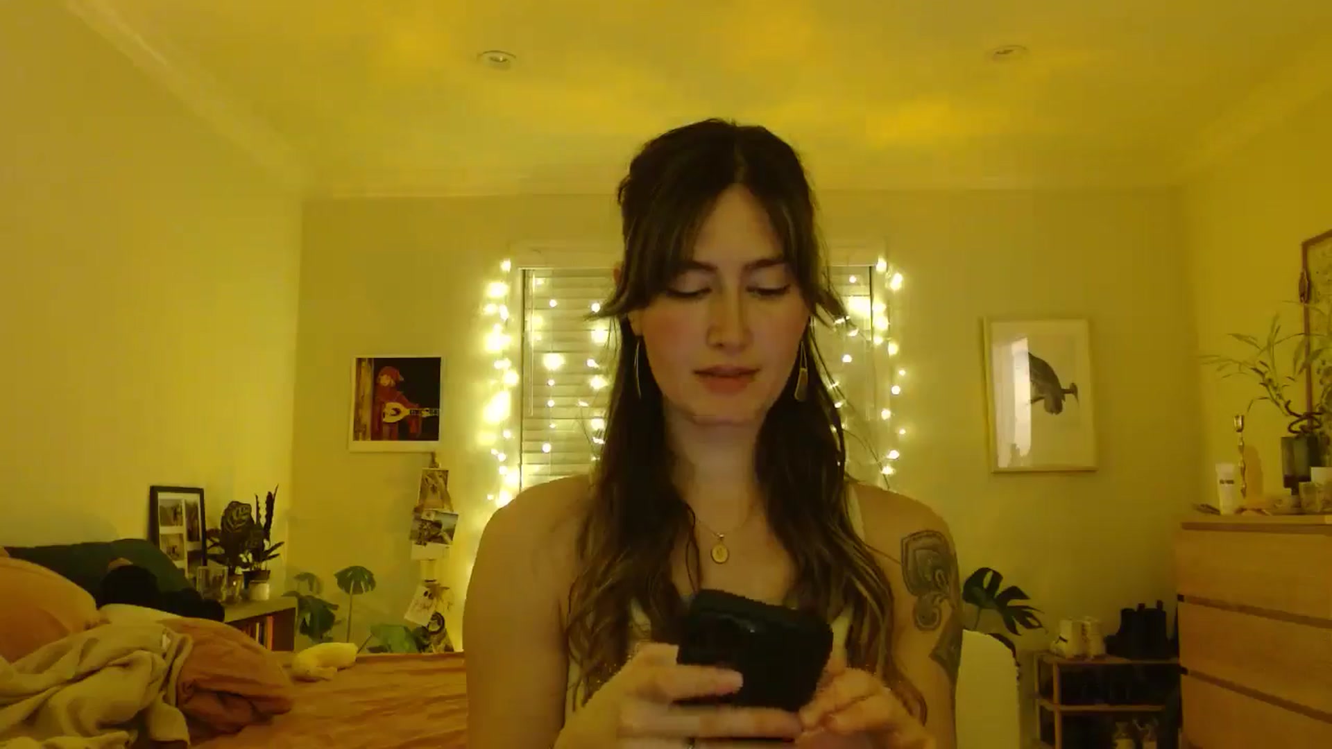 Gallery image thumbnail from honey28's myfreecams stream on, 03/15/2025, 05:11 image 3 of 20