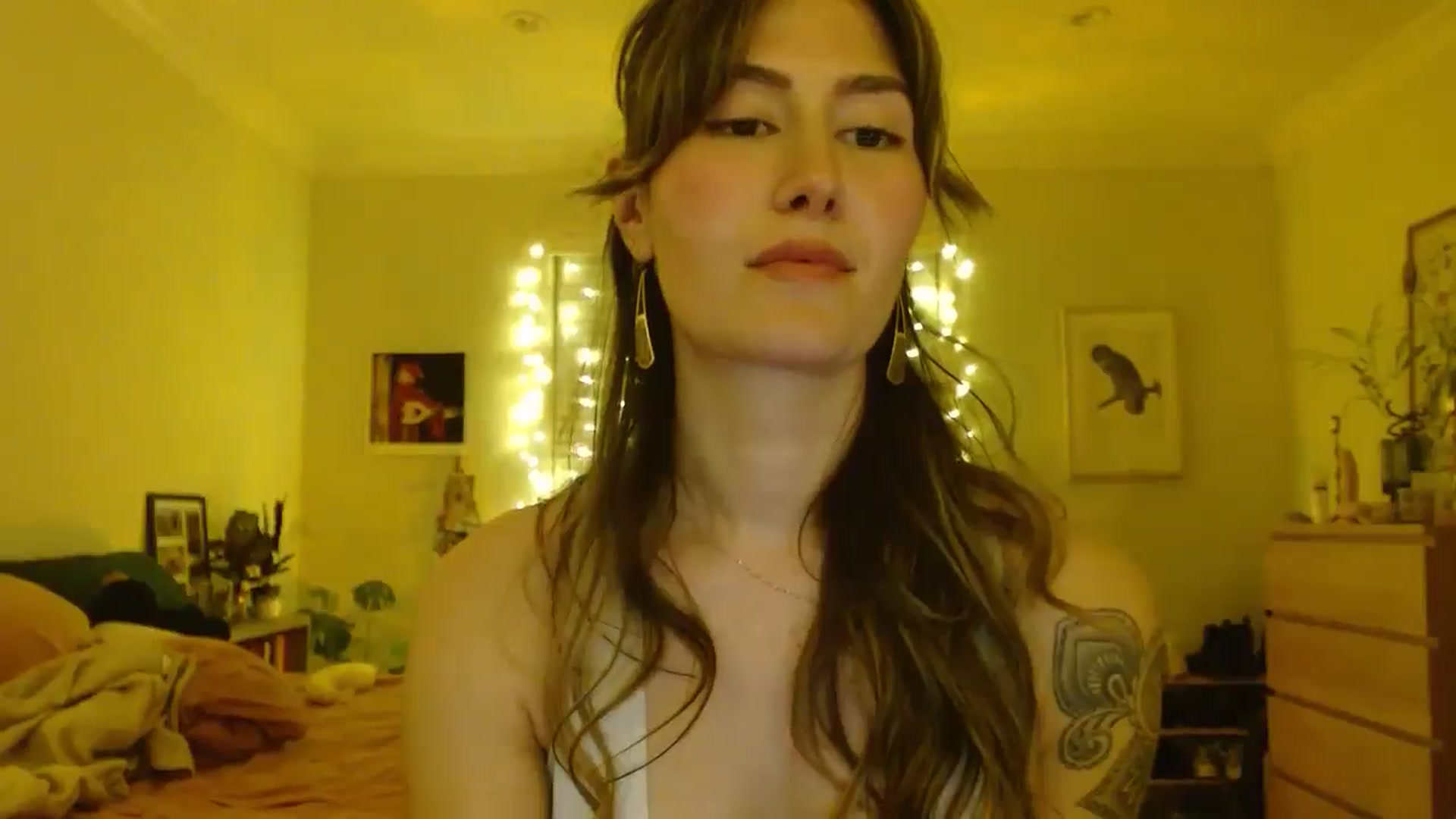 Gallery image thumbnail from honey28's myfreecams stream on, 03/15/2025, 05:11 image 11 of 20