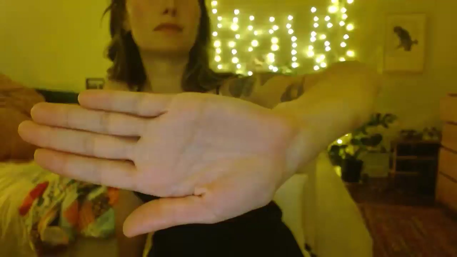 Gallery image thumbnail from honey28's myfreecams stream on, 04/27/2025, 04:34 image 1 of 20
