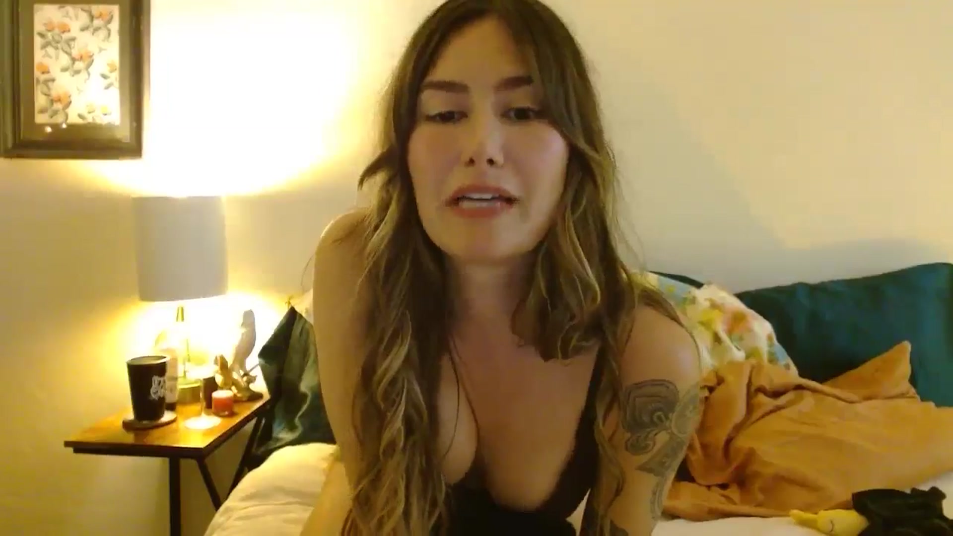 Gallery image thumbnail from honey28's myfreecams stream on, 04/28/2025, 02:28 image 15 of 20