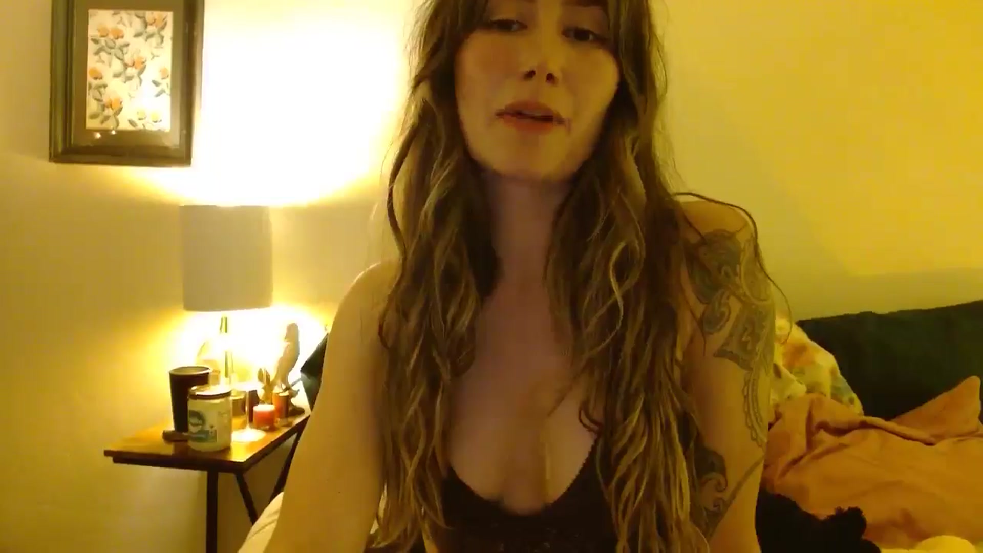 Gallery image thumbnail from honey28's myfreecams stream on, 04/28/2025, 02:58 image 20 of 20