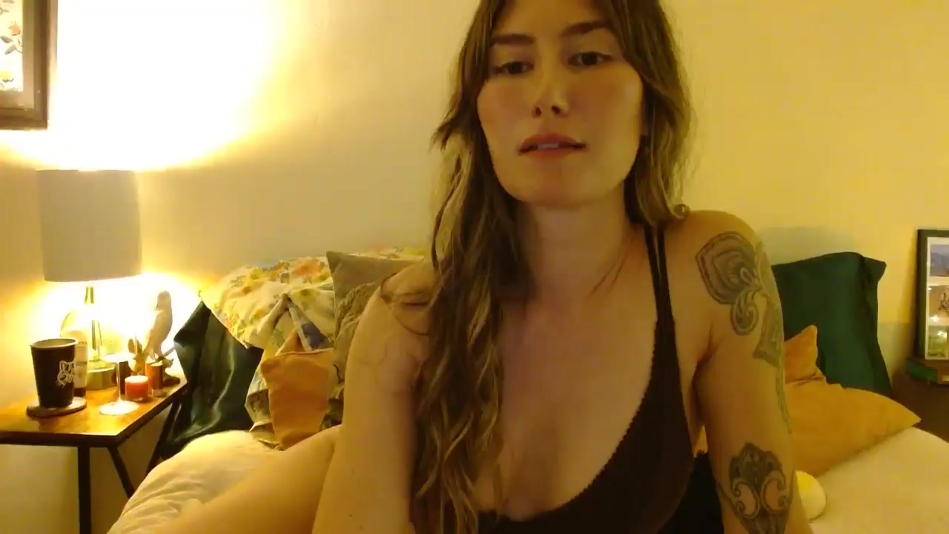 Gallery image thumbnail from honey28's myfreecams stream on, 04/28/2025, 02:58 image 5 of 20