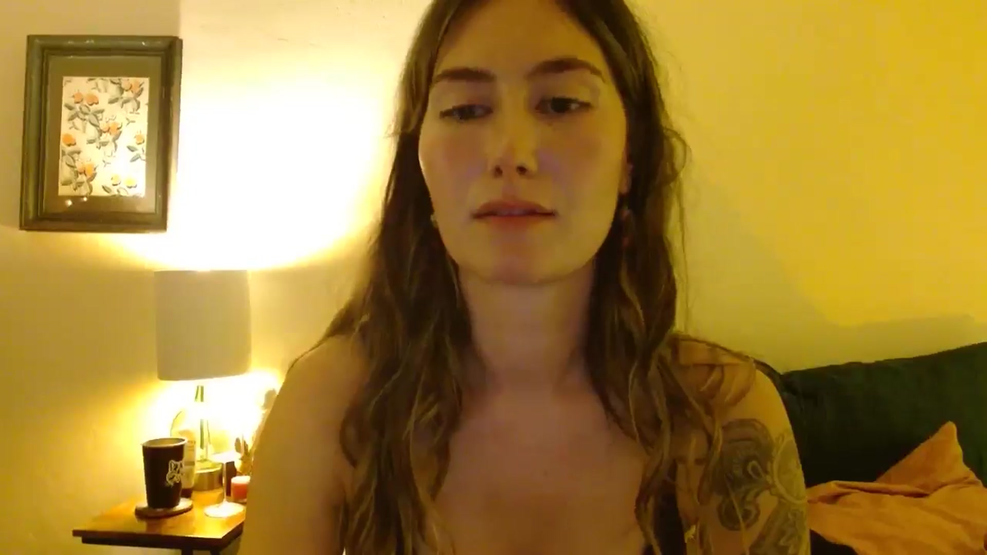 Gallery image thumbnail from honey28's myfreecams stream on, 04/28/2025, 03:52 image 17 of 20