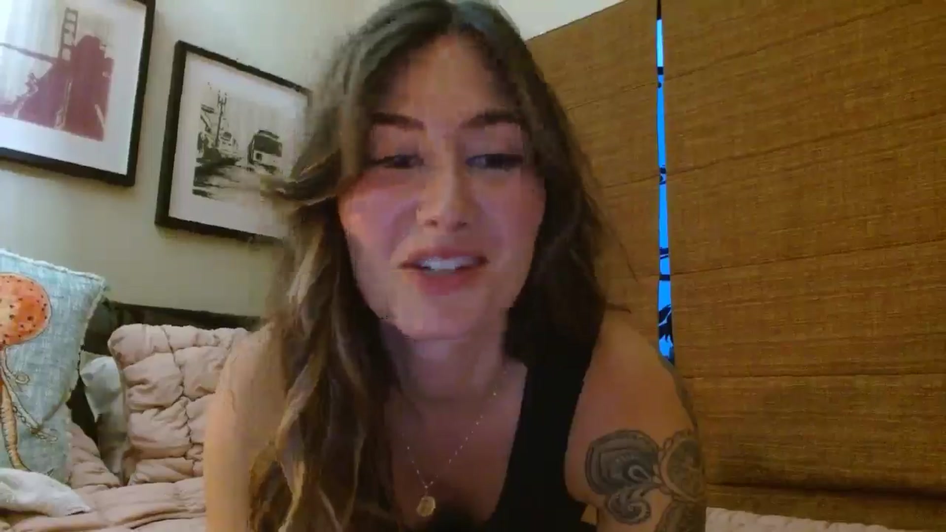 Gallery image thumbnail from honey28's myfreecams stream on, 05/08/2025, 03:37 image 10 of 20