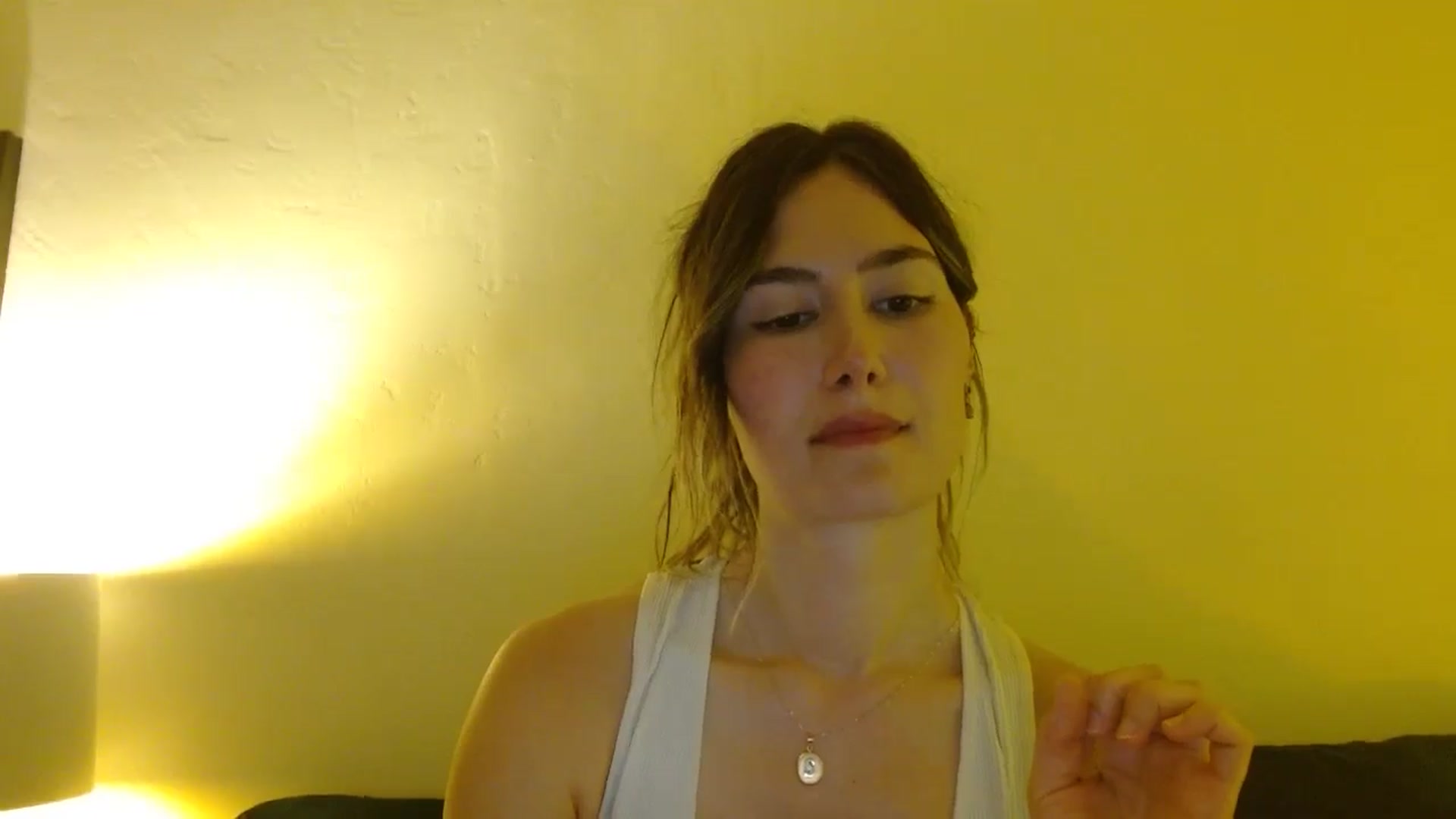 Gallery image thumbnail from honey28's myfreecams stream on, 05/25/2025, 04:18 image 2 of 20