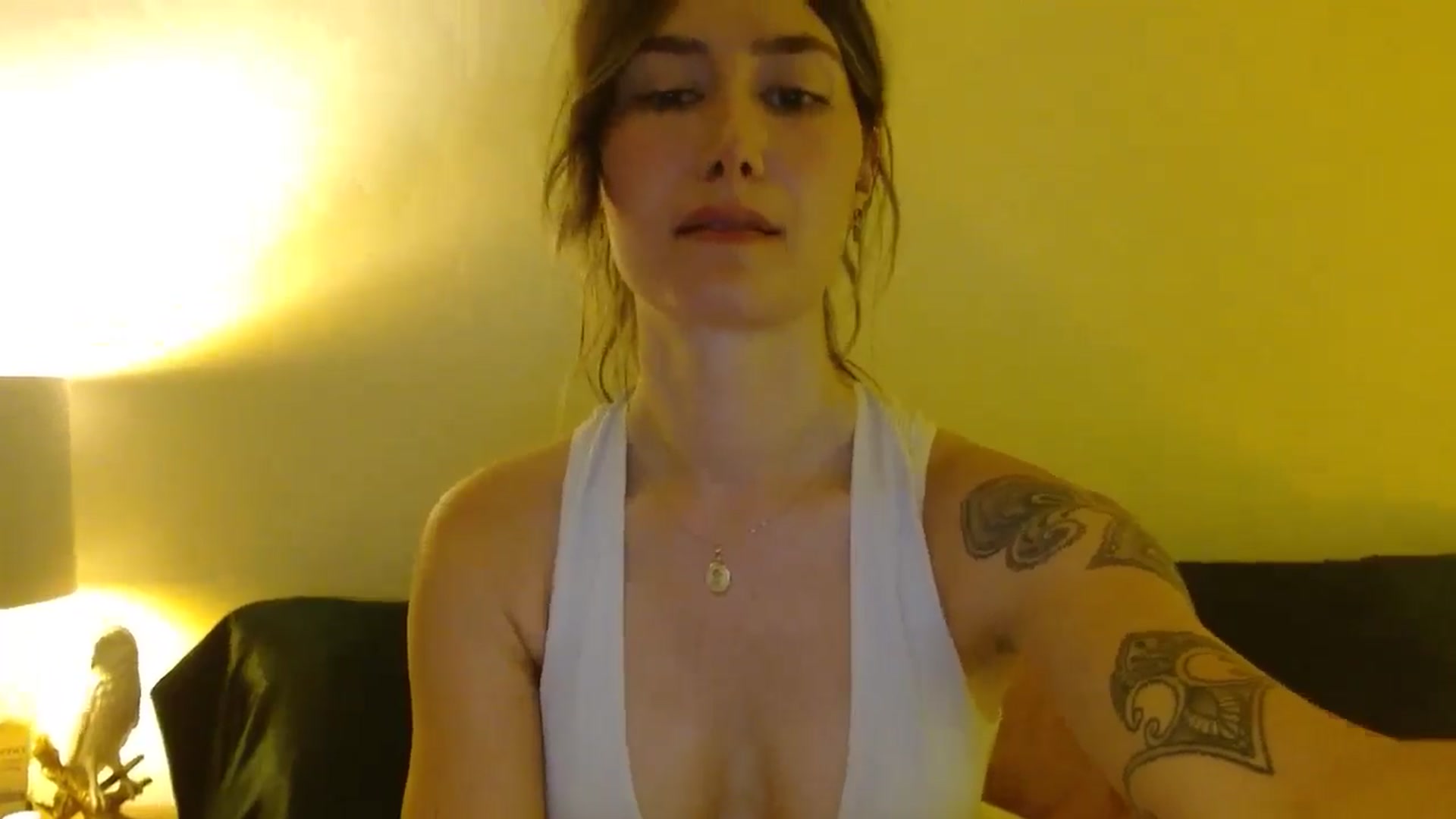 Gallery image thumbnail from honey28's myfreecams stream on, 05/25/2025, 04:18 image 4 of 20