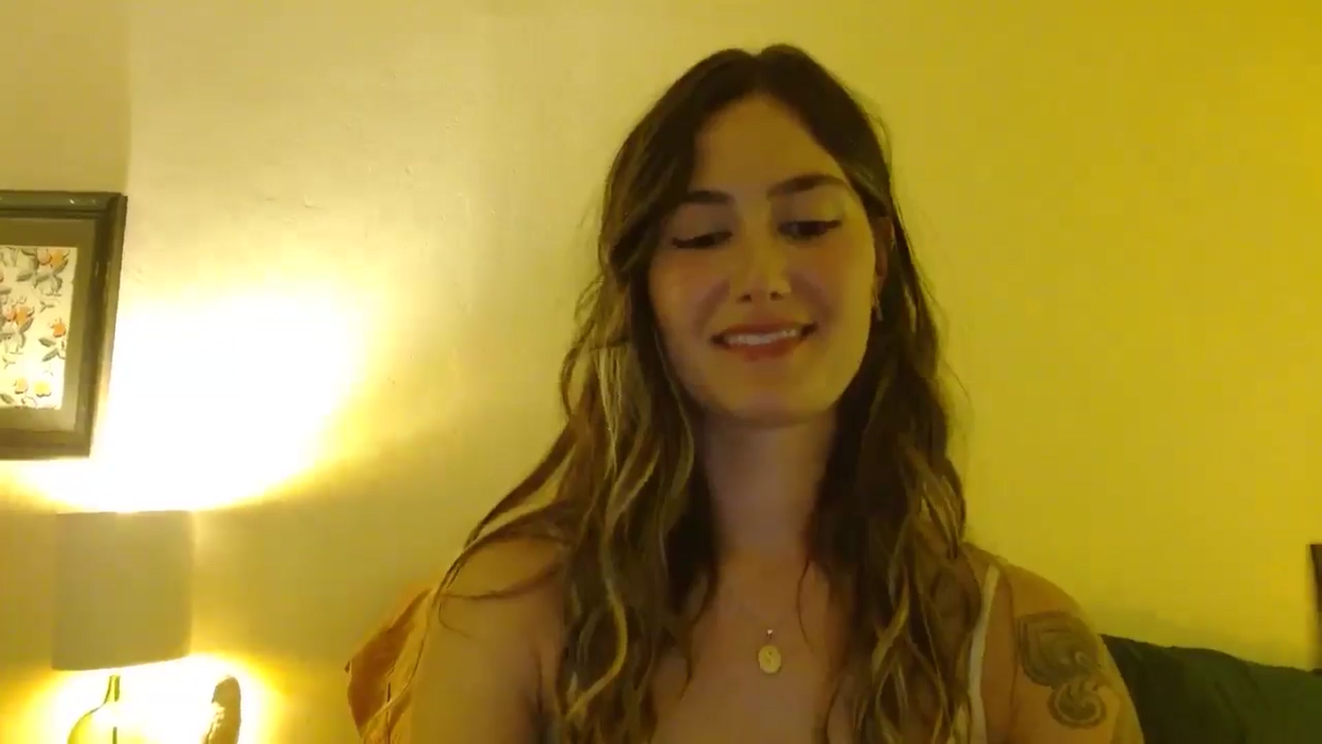 Gallery image thumbnail from honey28's myfreecams stream on, 05/29/2025, 04:13 image 19 of 20