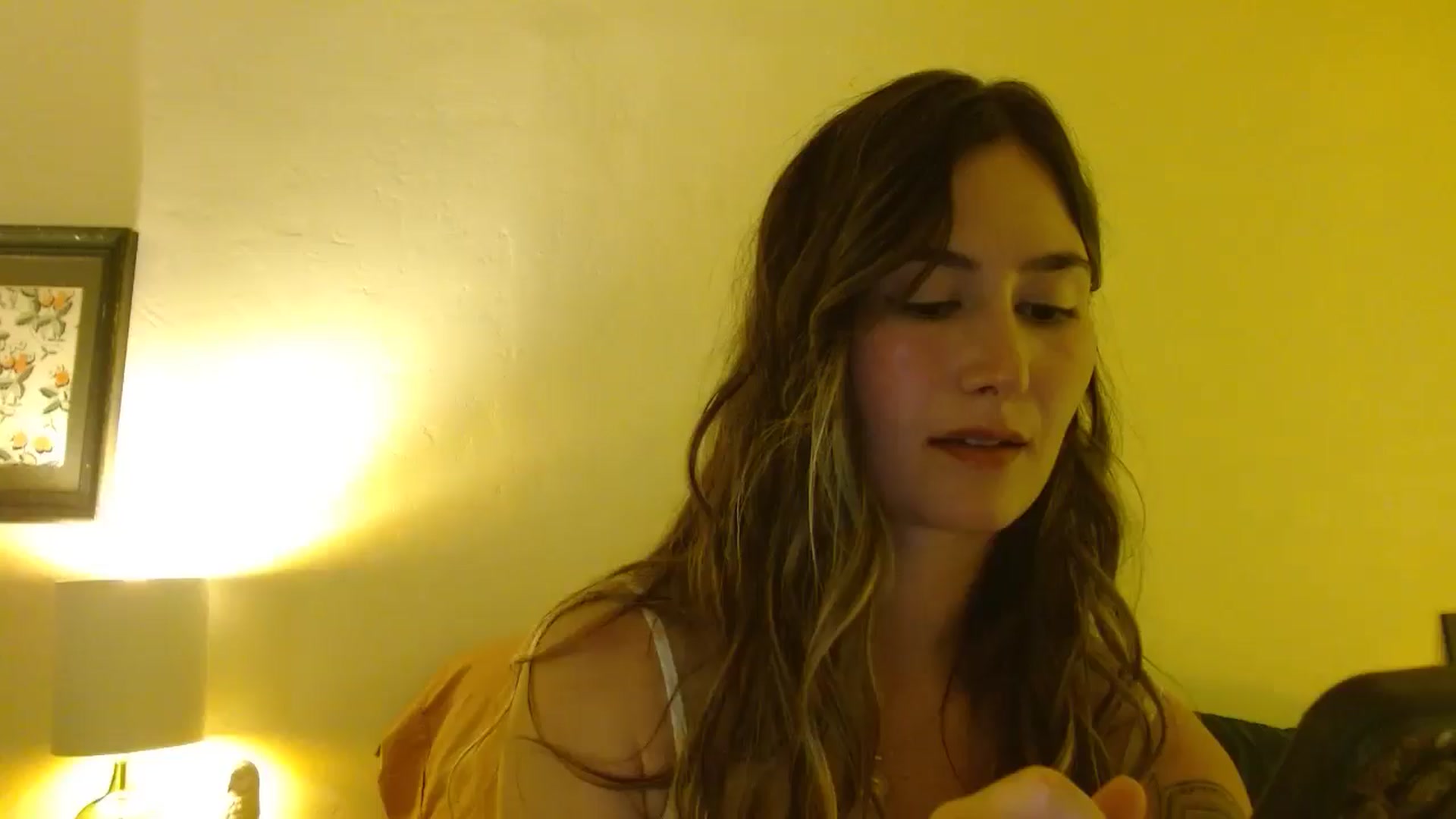Gallery image thumbnail from honey28's myfreecams stream on, 05/29/2025, 04:13 image 18 of 20