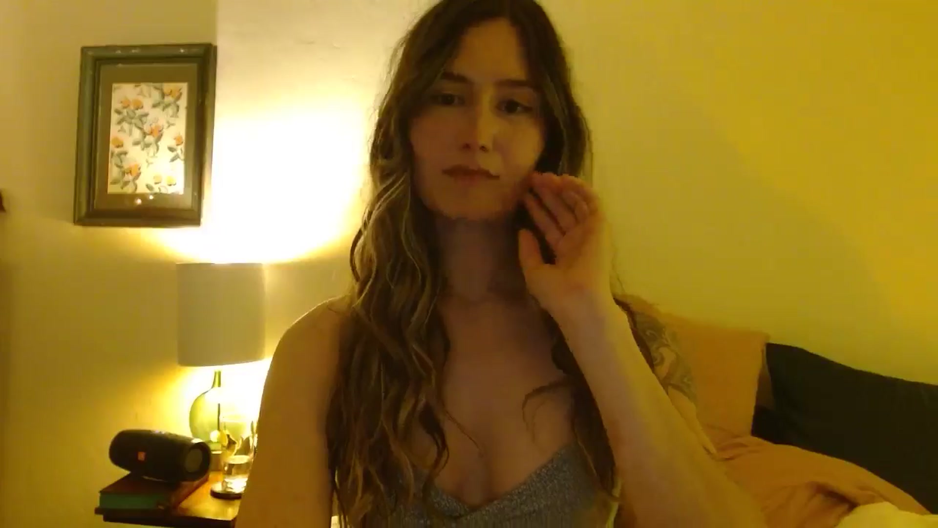 Gallery image thumbnail from honey28's myfreecams stream on, 06/12/2025, 05:40 image 16 of 20