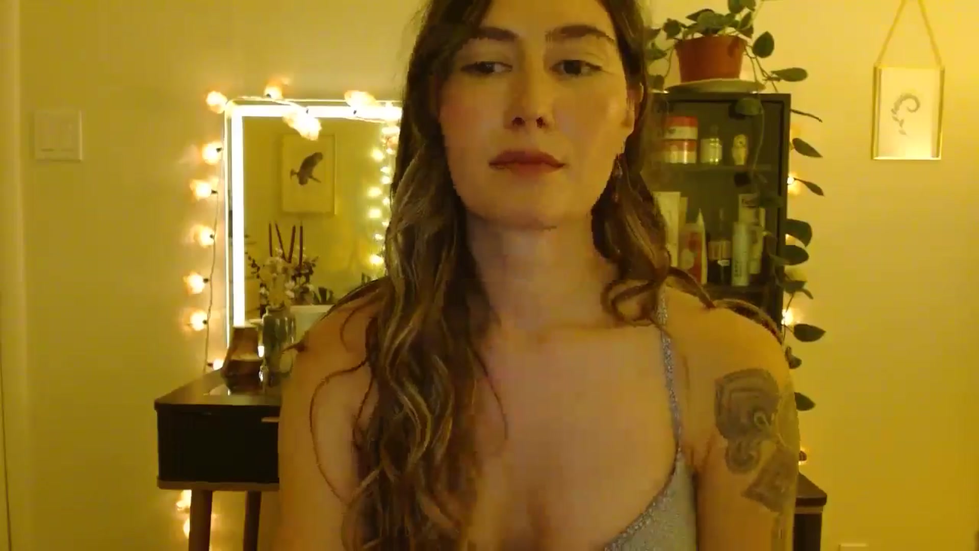 Gallery image thumbnail from honey28's myfreecams stream on, 06/12/2025, 05:40 image 2 of 20