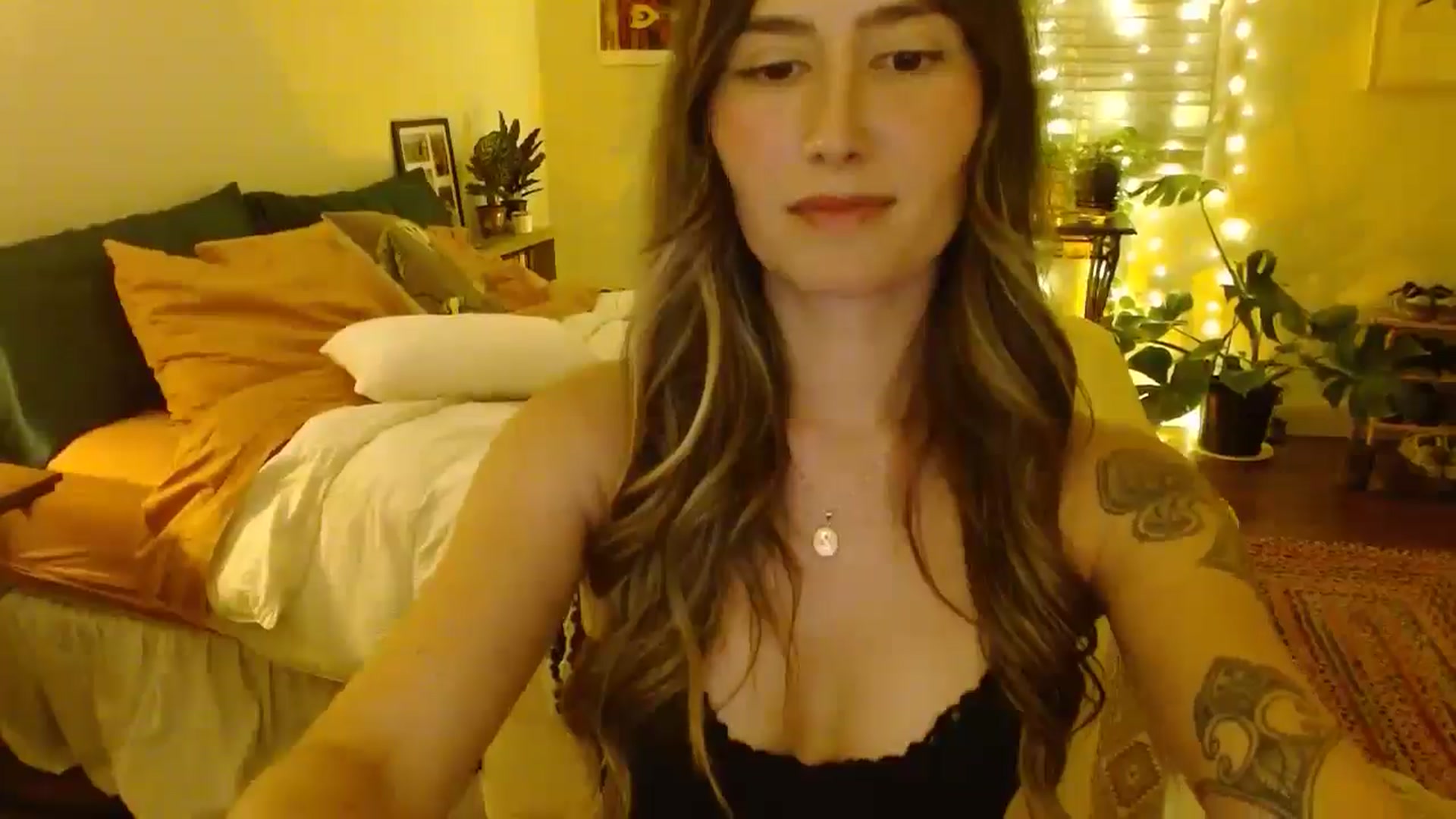 Gallery image thumbnail from honey28's myfreecams stream on, 08/09/2025, 05:16 image 13 of 20